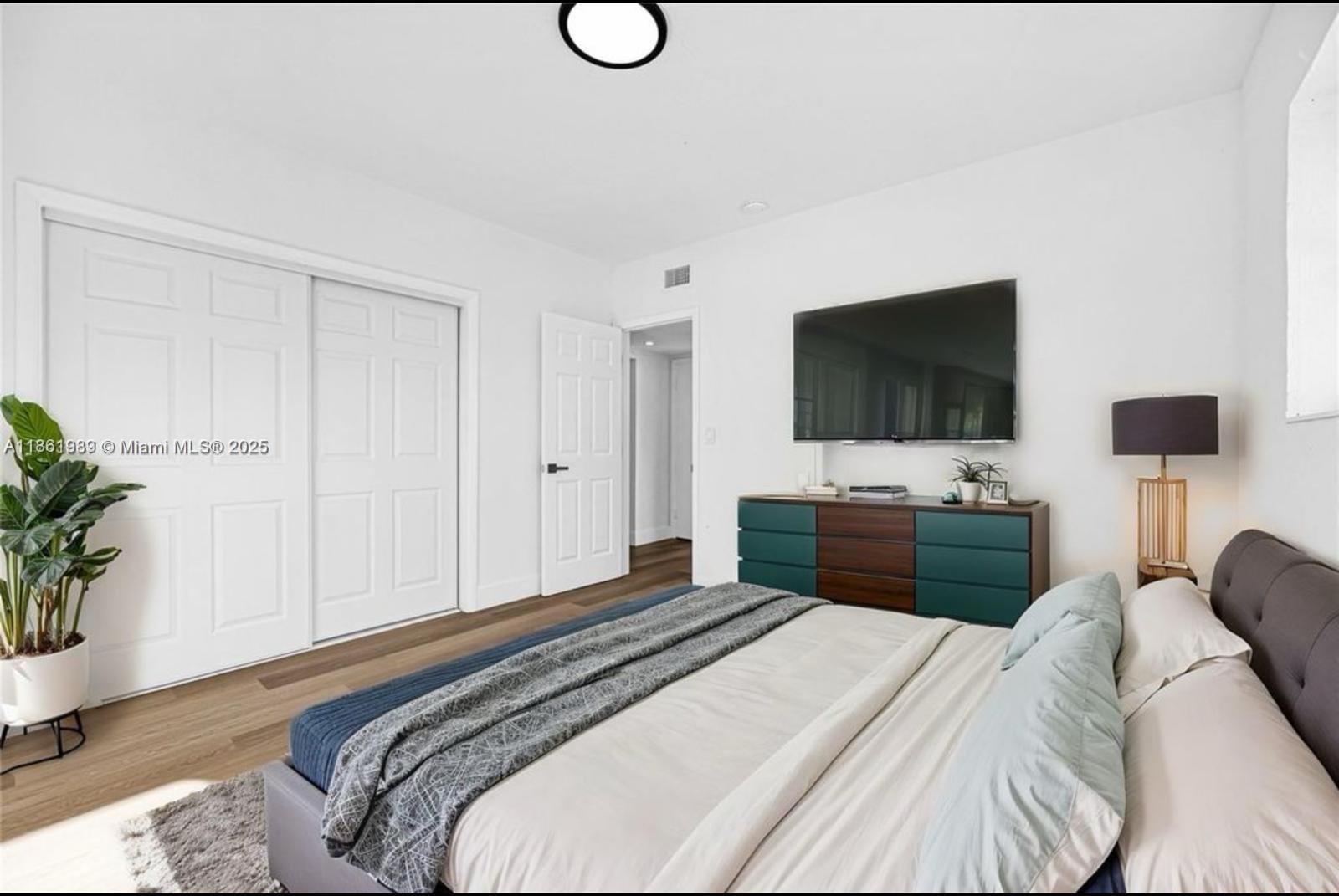 Property photo # 6