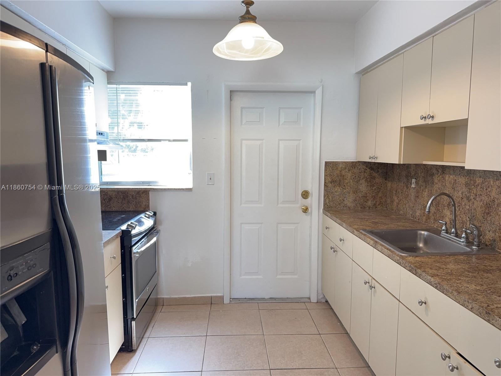 Property photo # 7