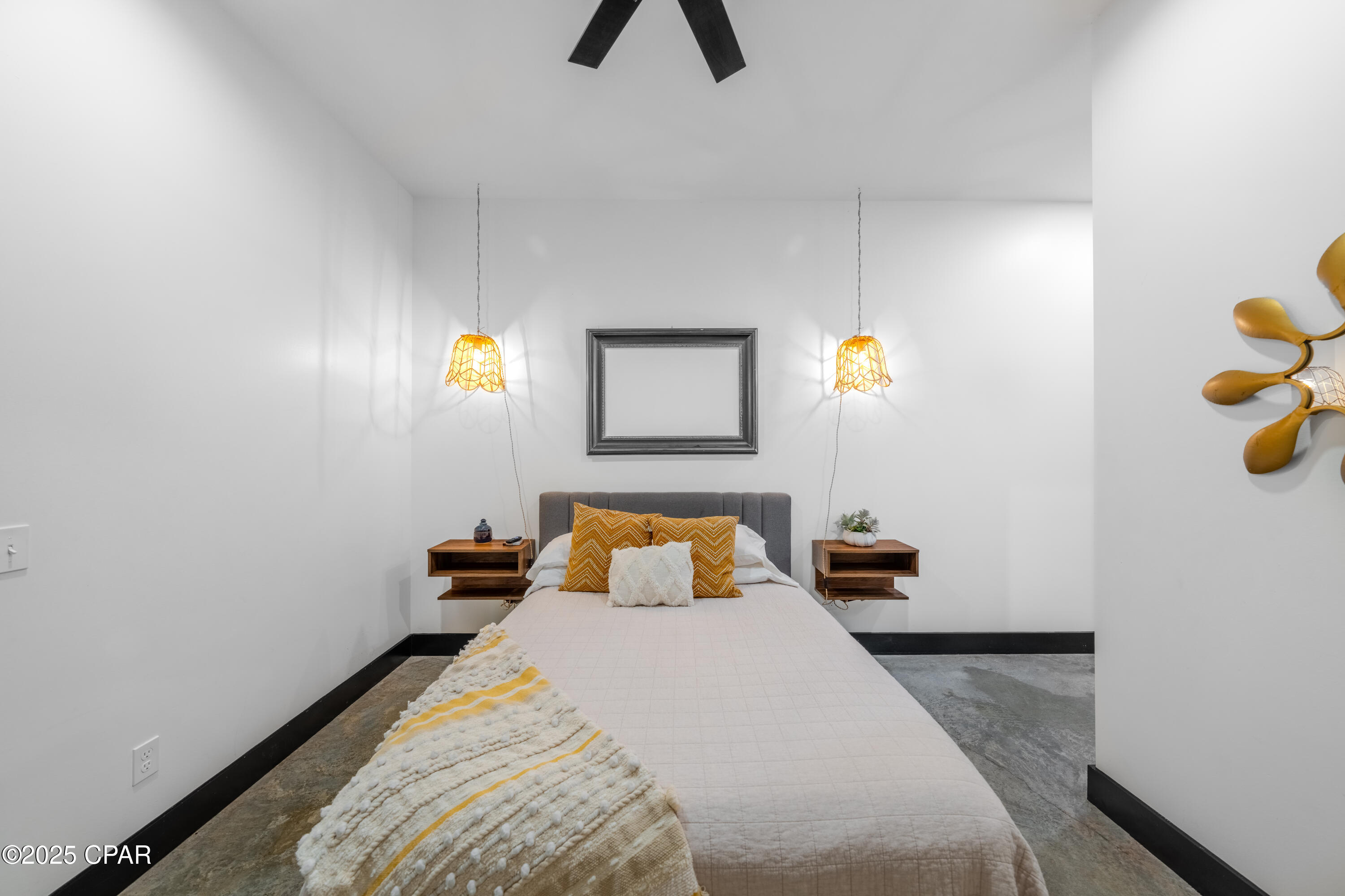 Listing photo id 22 for 5101 Lake Bluff Circle