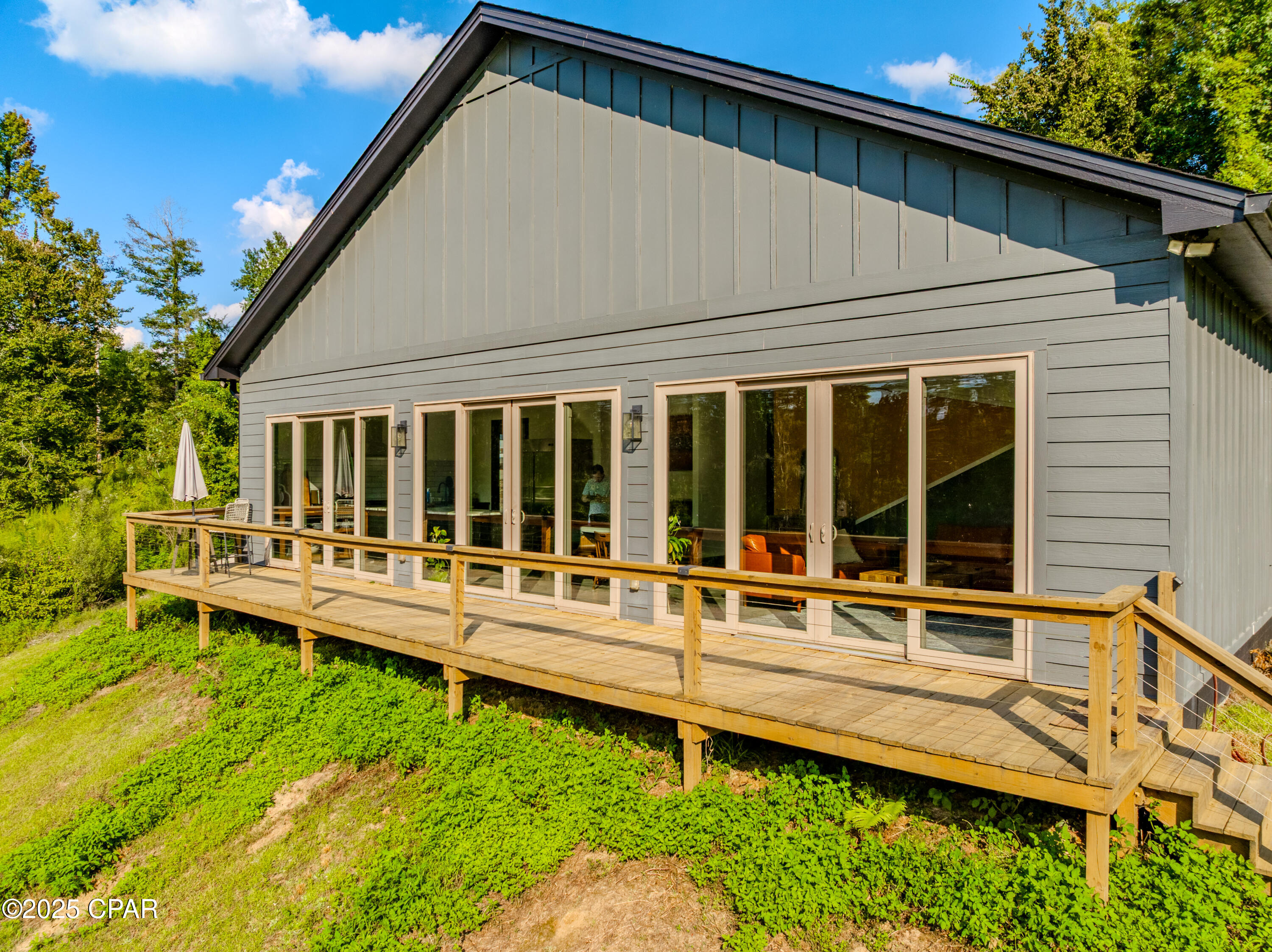 Listing photo id 33 for 5101 Lake Bluff Circle