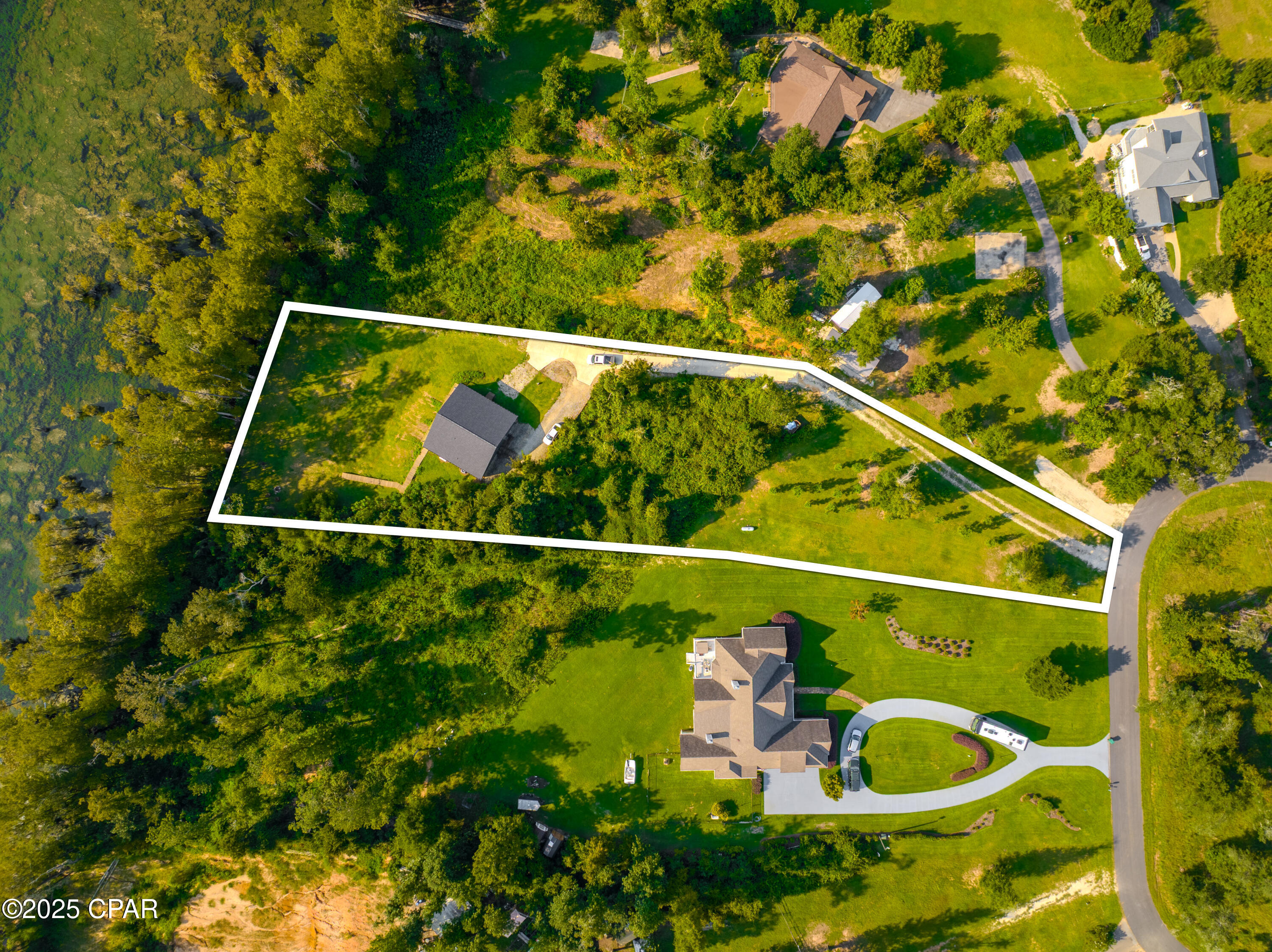 Listing photo id 36 for 5101 Lake Bluff Circle