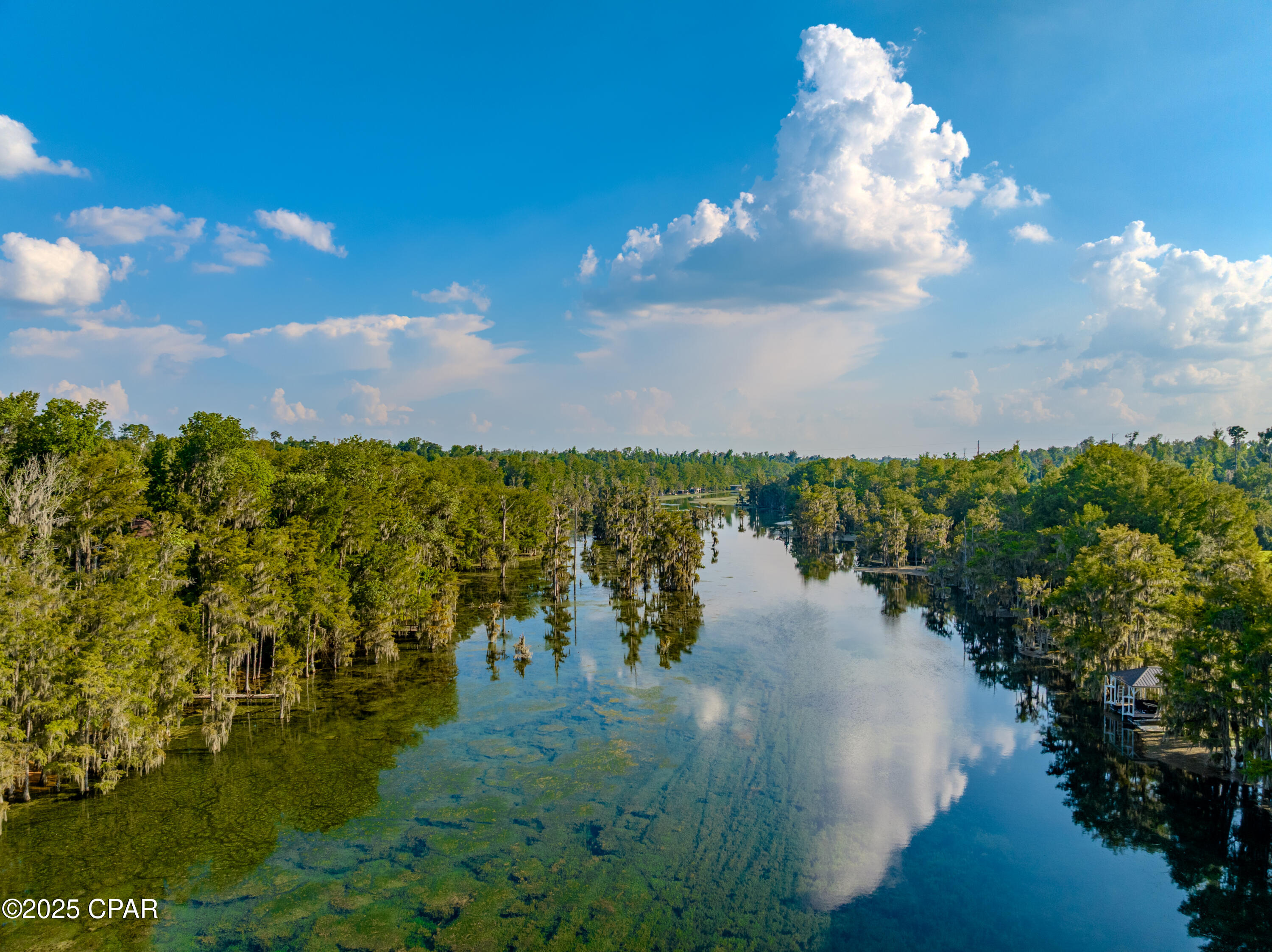 Listing photo id 40 for 5101 Lake Bluff Circle