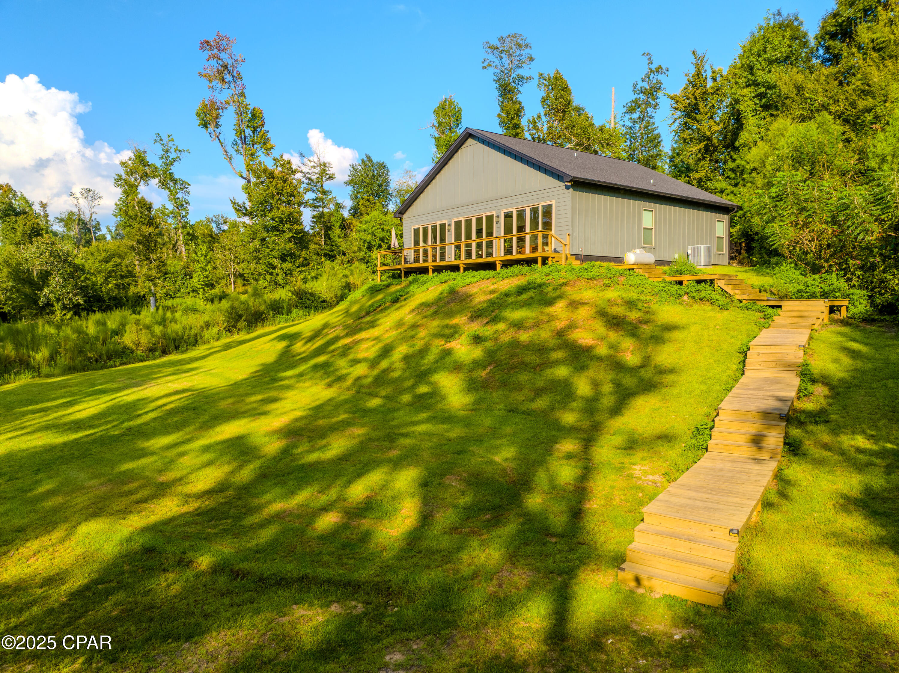 Listing photo id 42 for 5101 Lake Bluff Circle