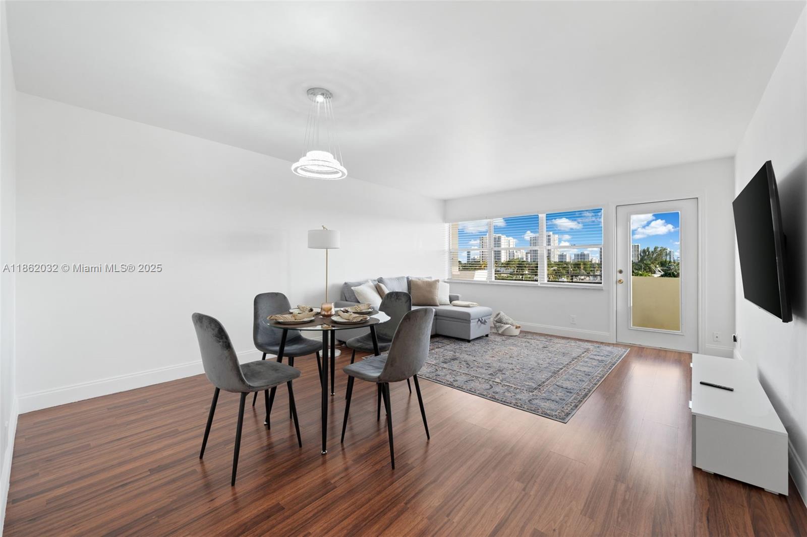 Property photo # 9
