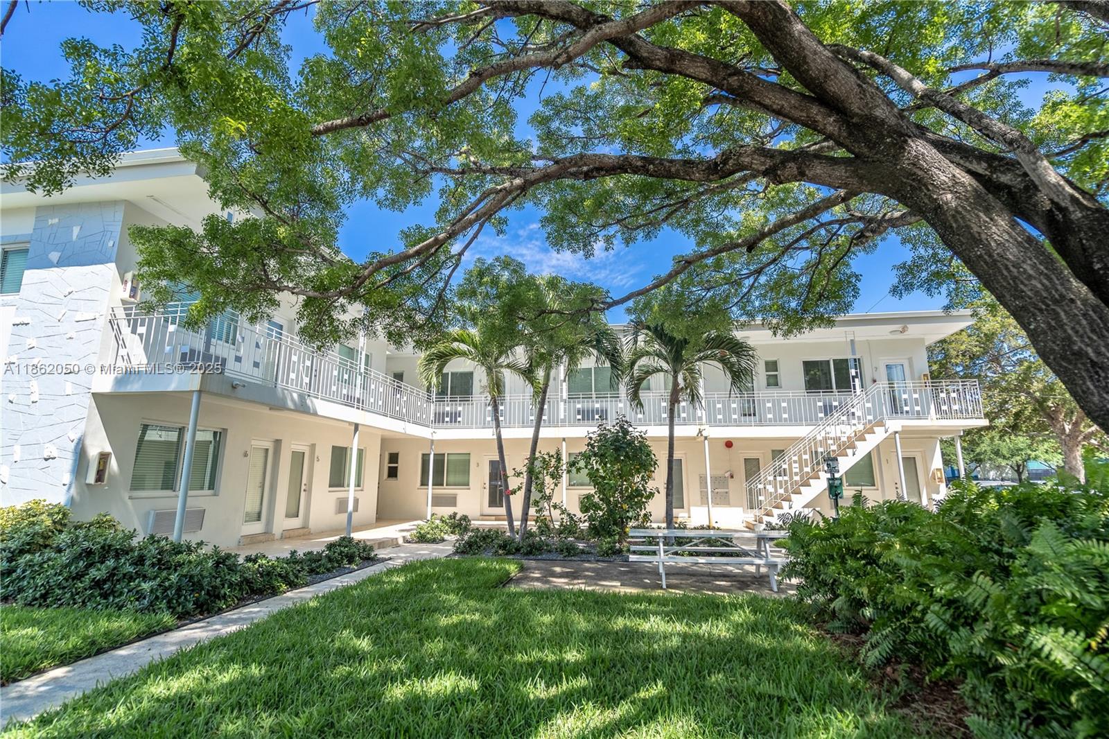 Property photo # 0