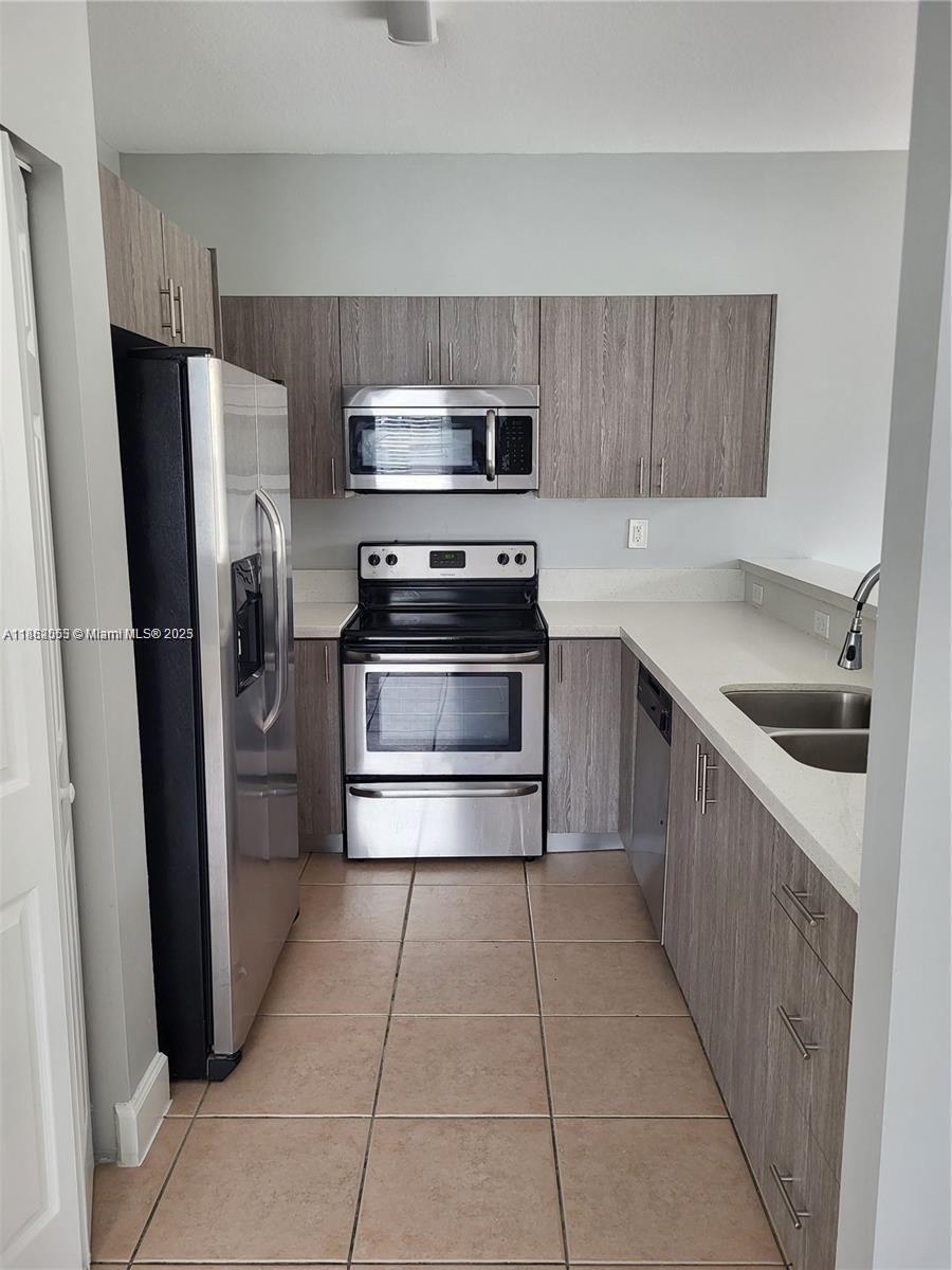 Property photo # 3
