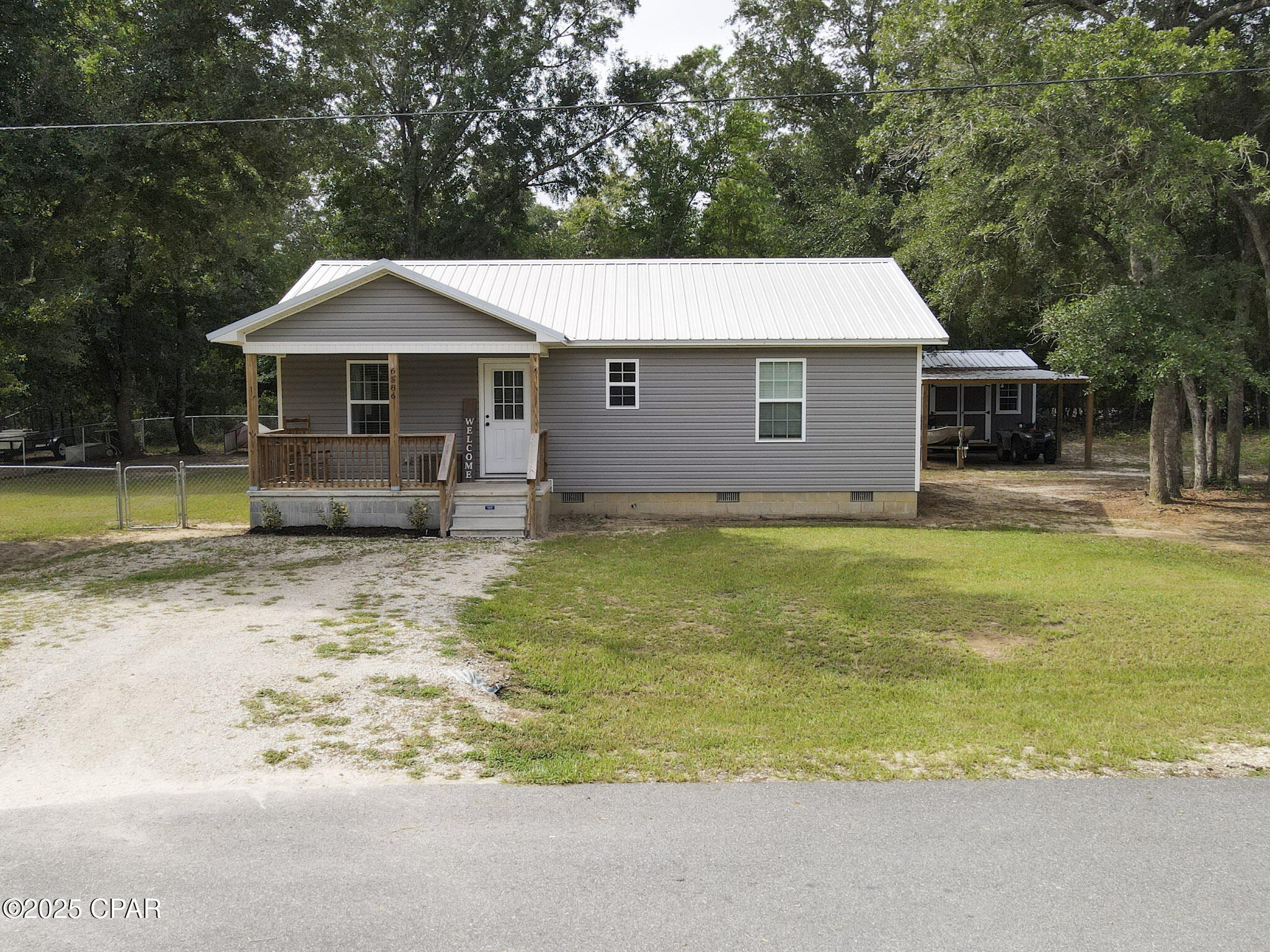 Details for 6586 Grande Oak, Grand Ridge, FL 32442