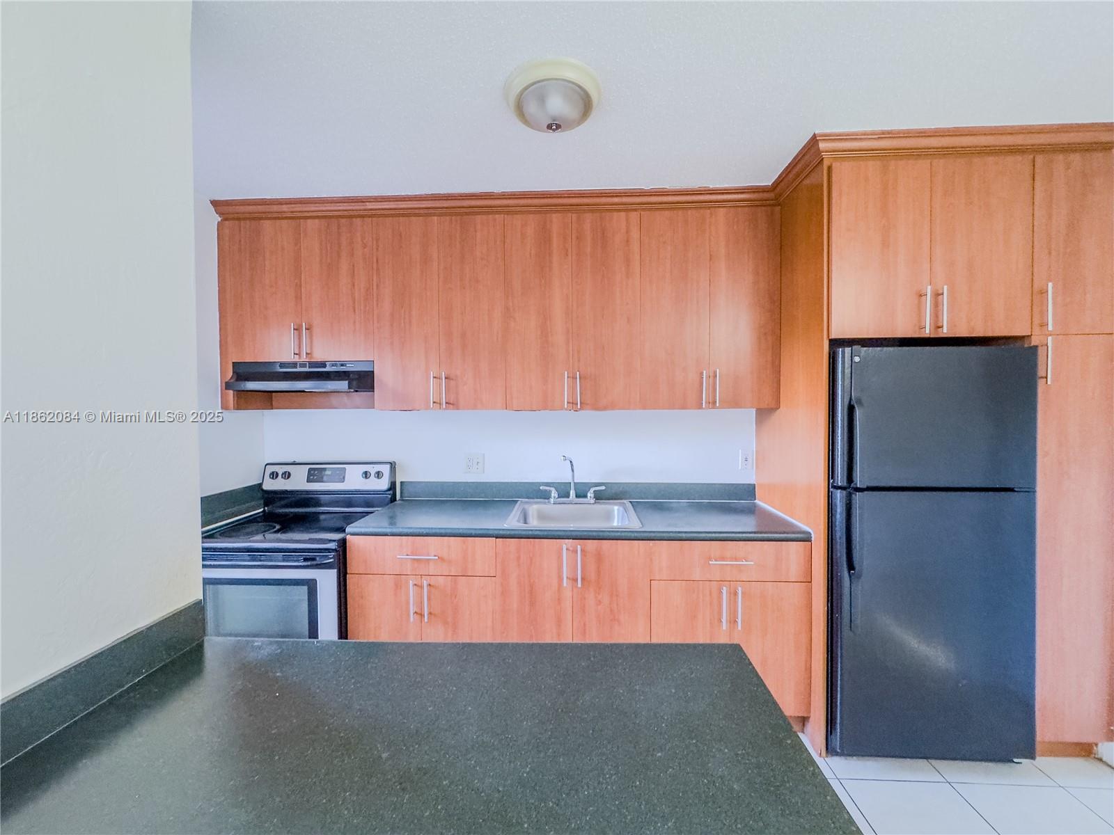 Property photo # 2