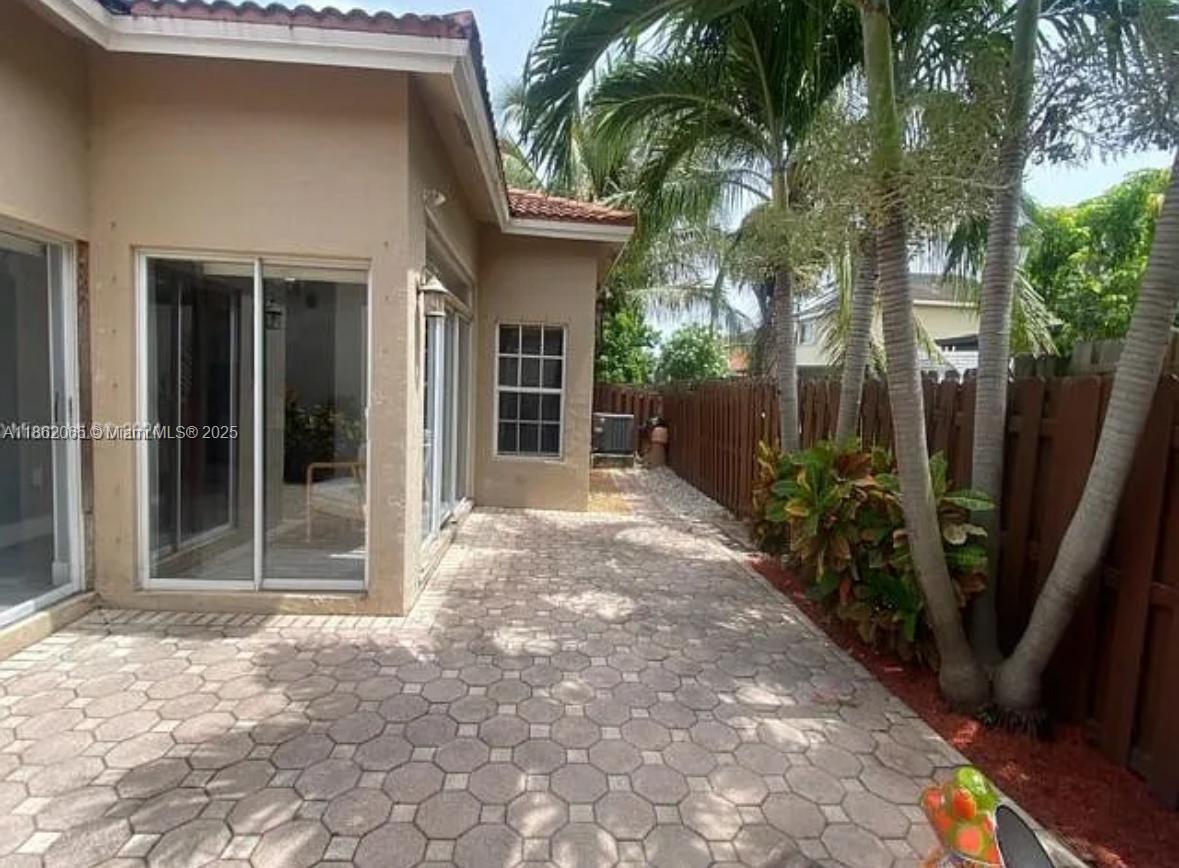 Property photo # 4