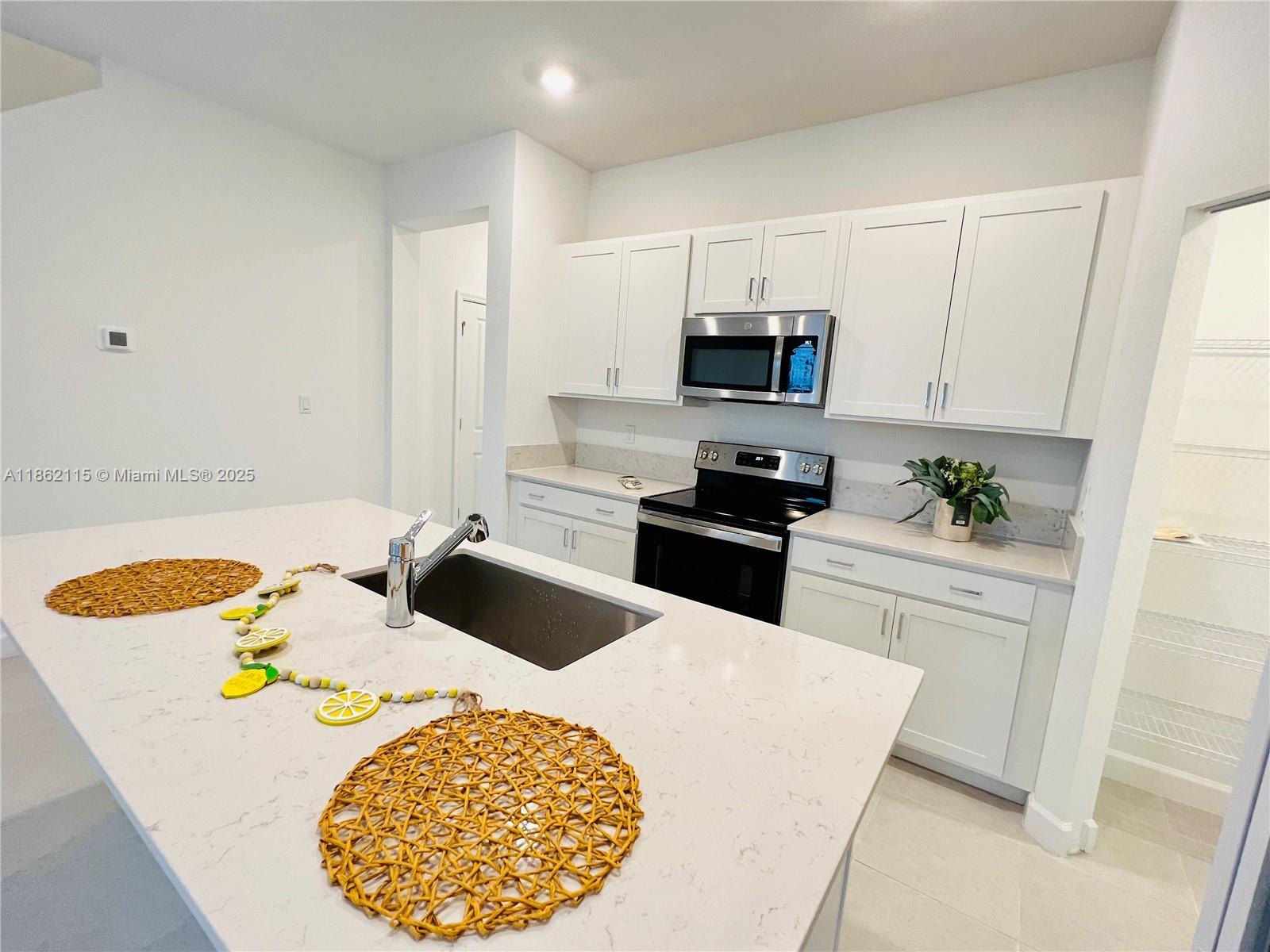 Property photo # 8