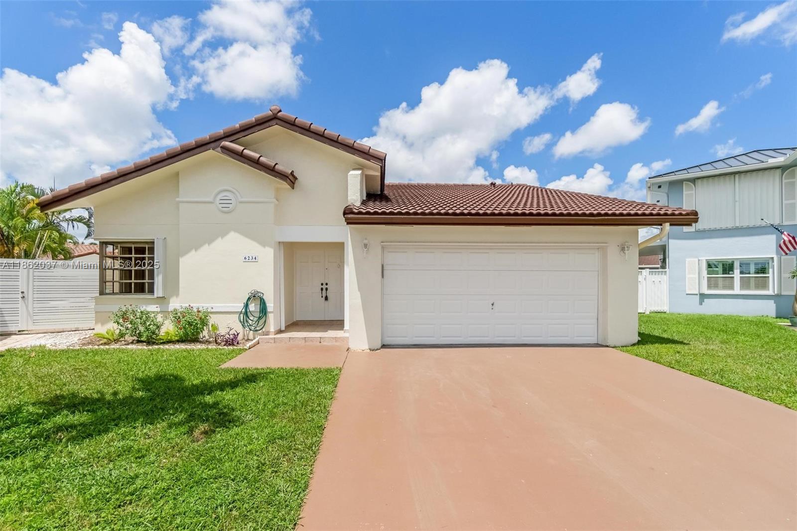 Property photo # 0
