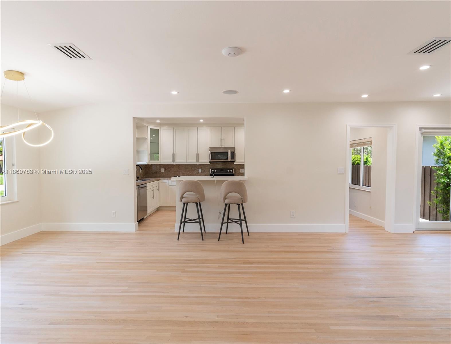 Property photo # 9