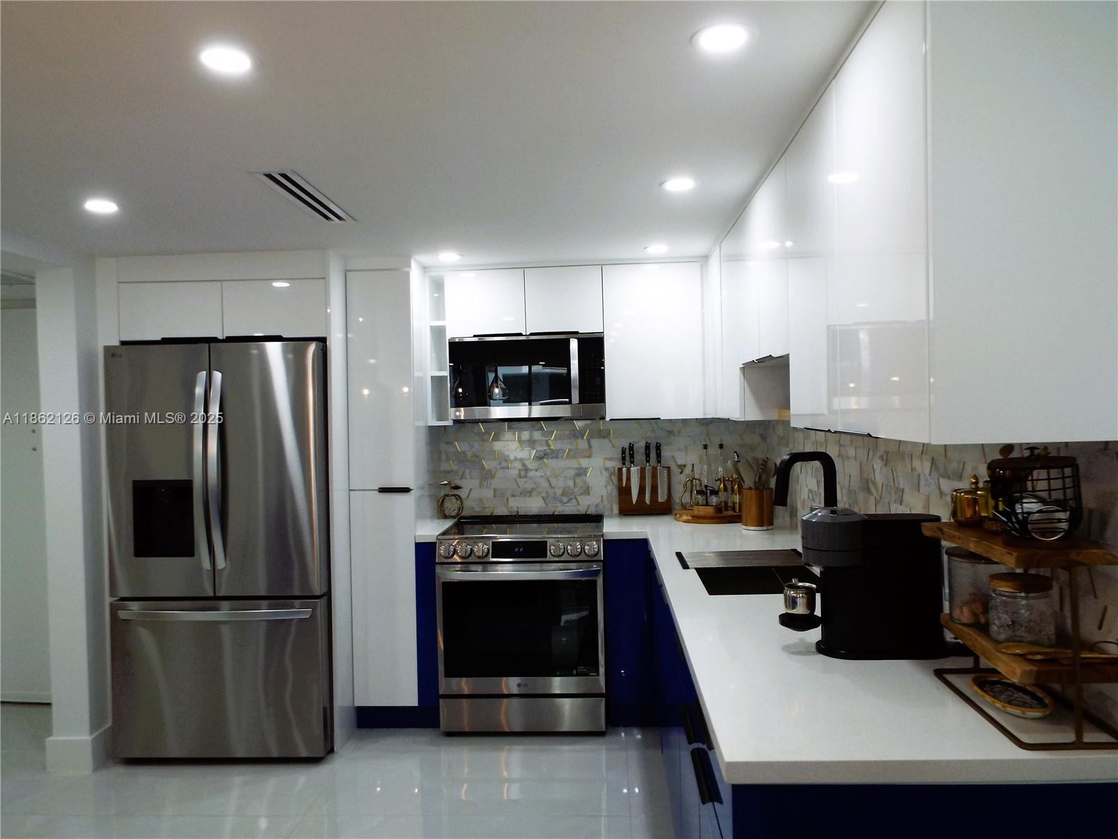 Property photo # 8