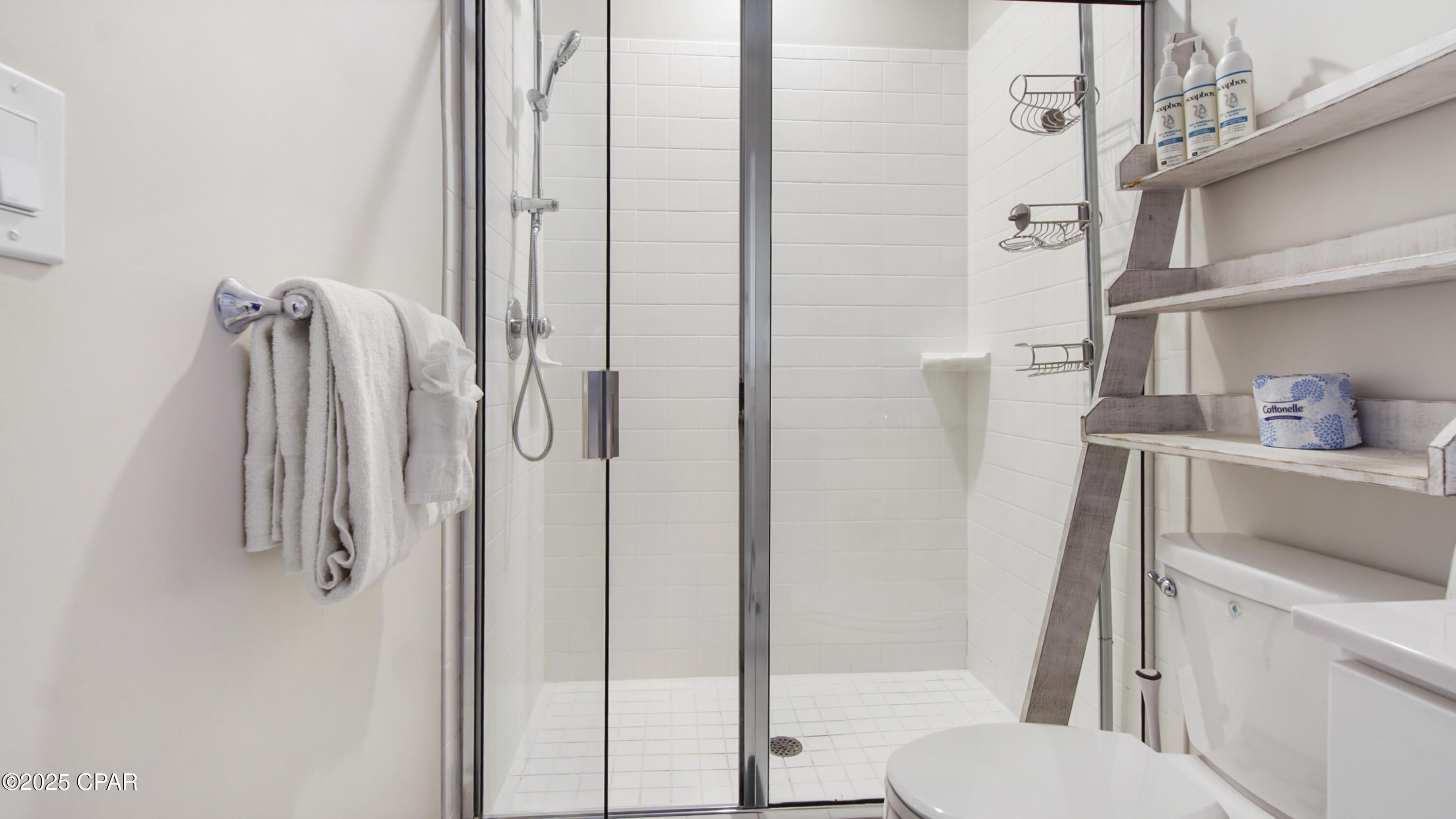 6xr5klovaej8yrsanfdiu2j_pmvuhg8n5flpflewy2q