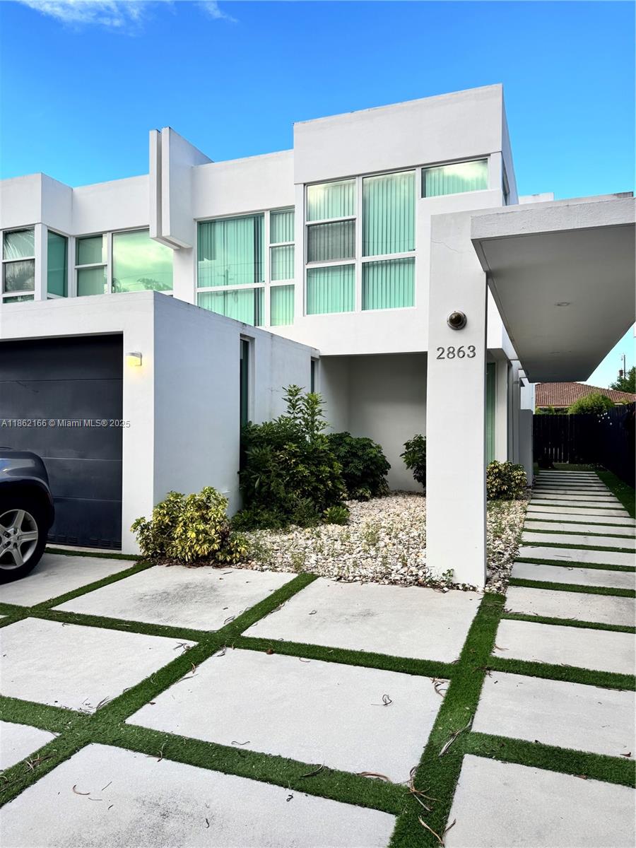 Property photo # 0