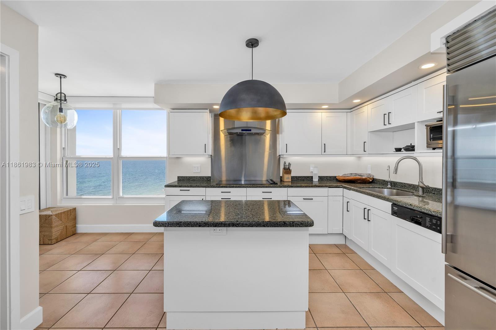 Property photo # 6