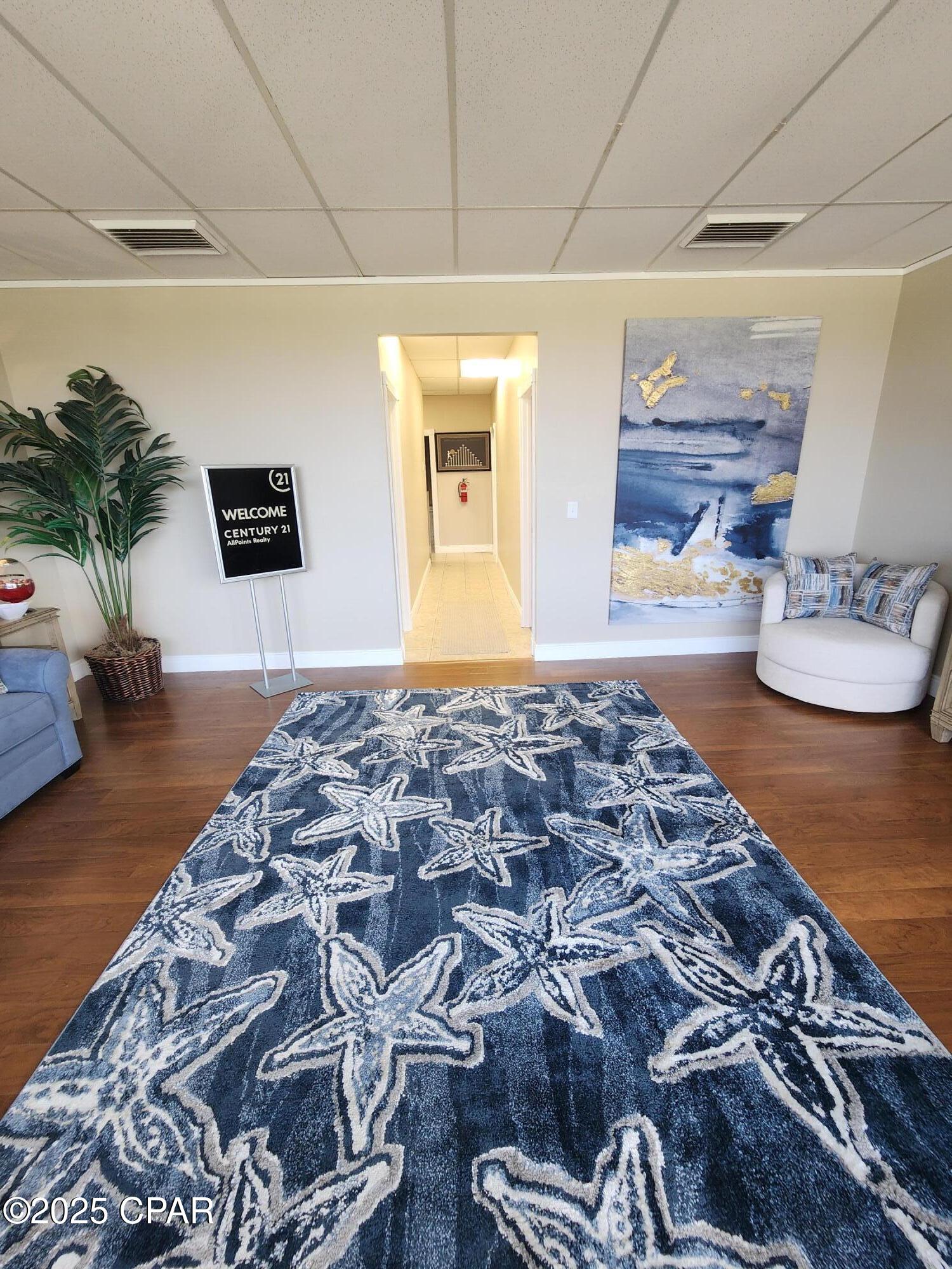 1pyebyup30hb1golohtvuqapq4axs9efabfp996ruvm