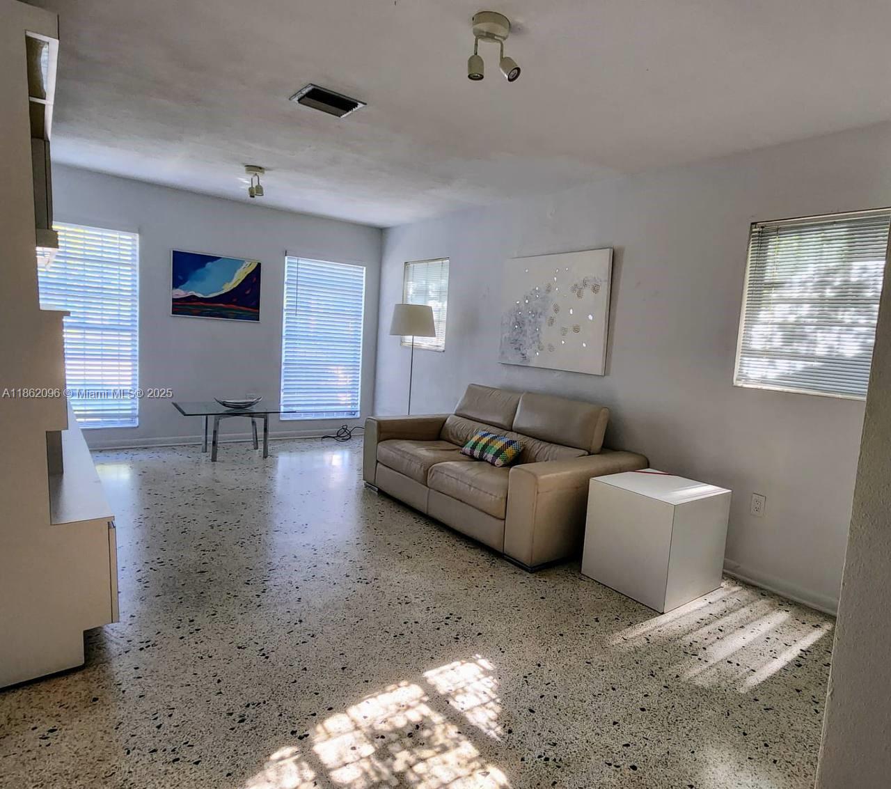 Property photo # 2