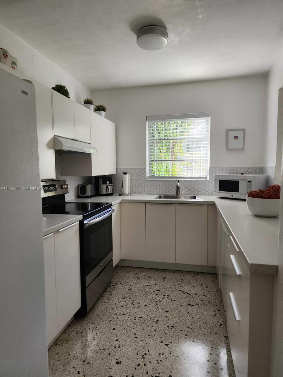 Property photo # 8