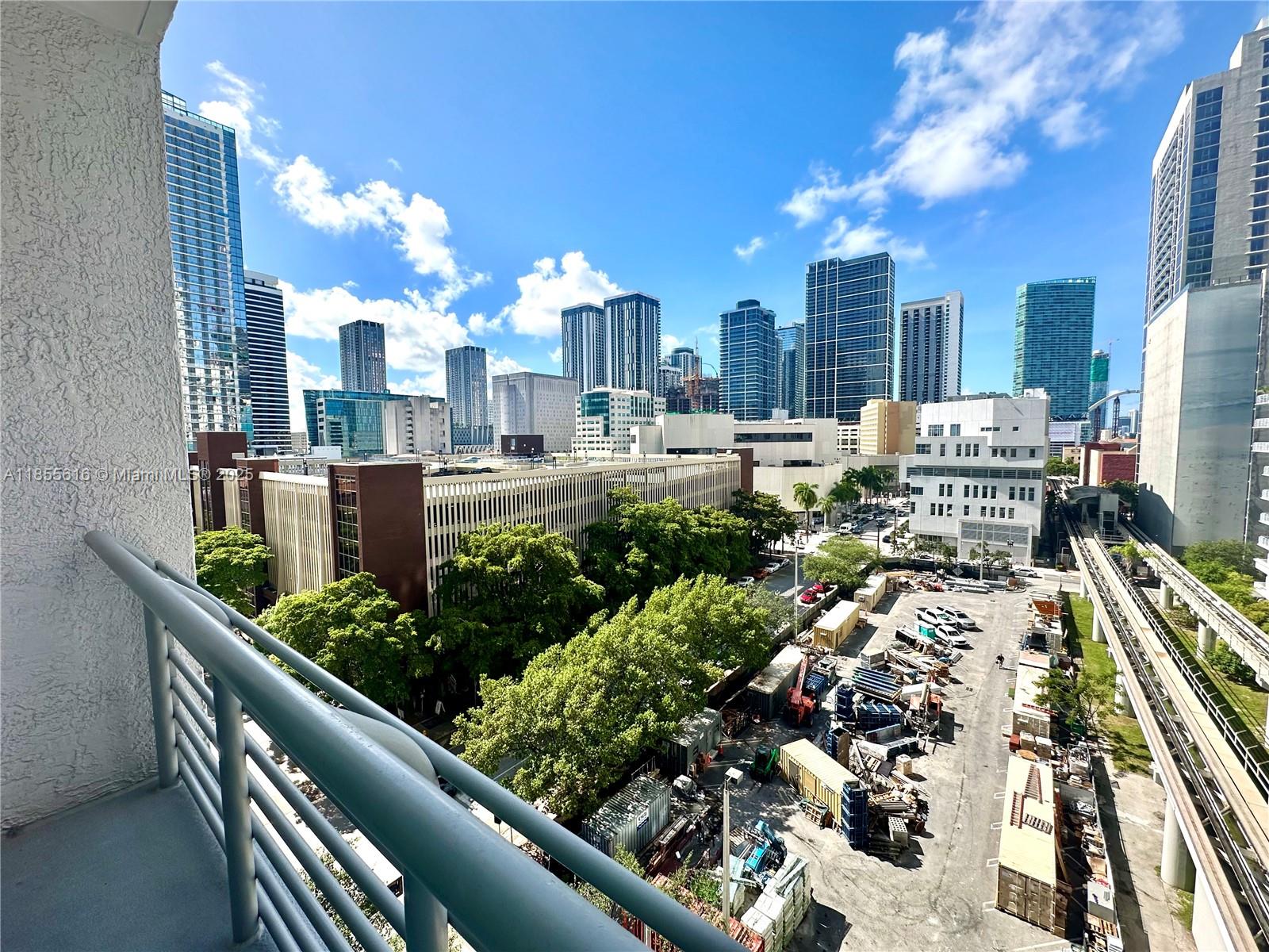 133 NE 2nd Ave #809, Miami FL 33132
