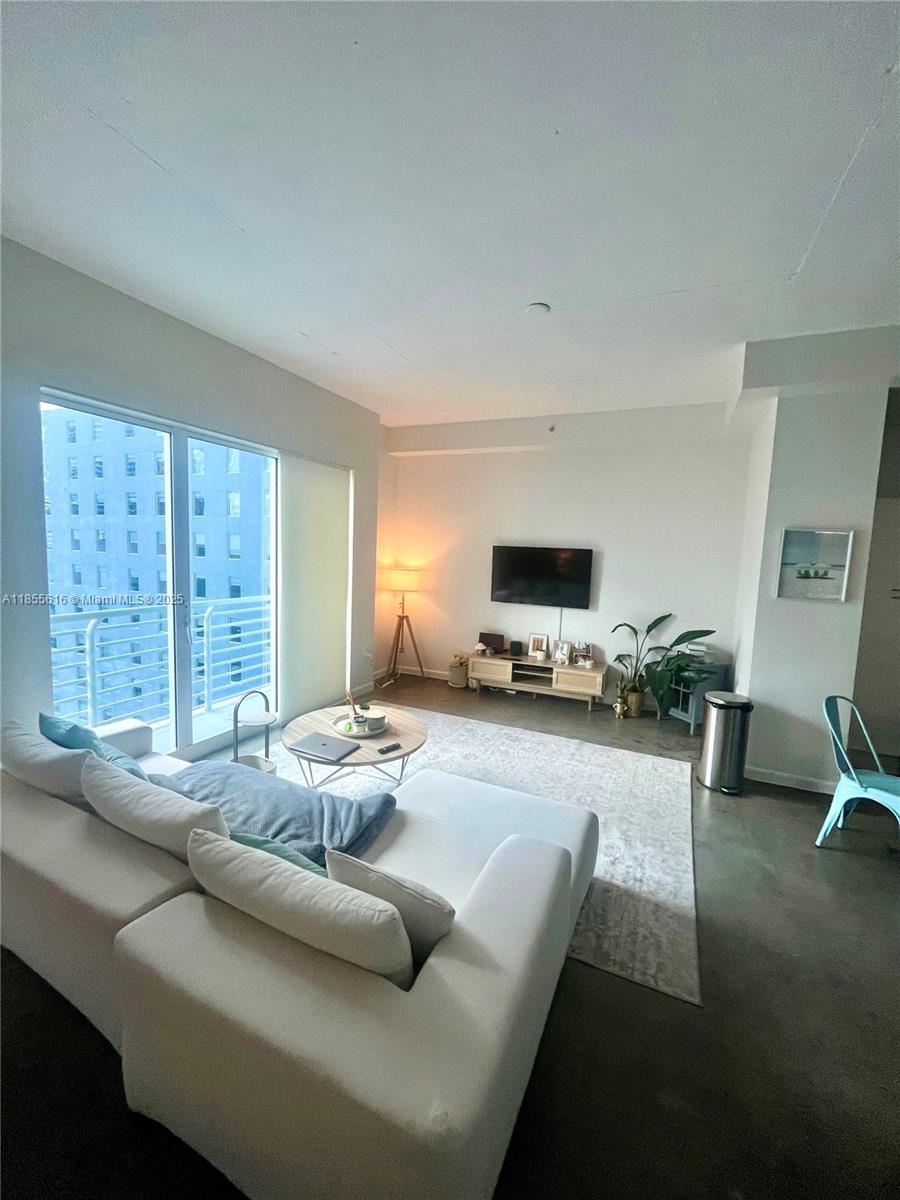 133 NE 2nd Ave #809, Miami FL 33132