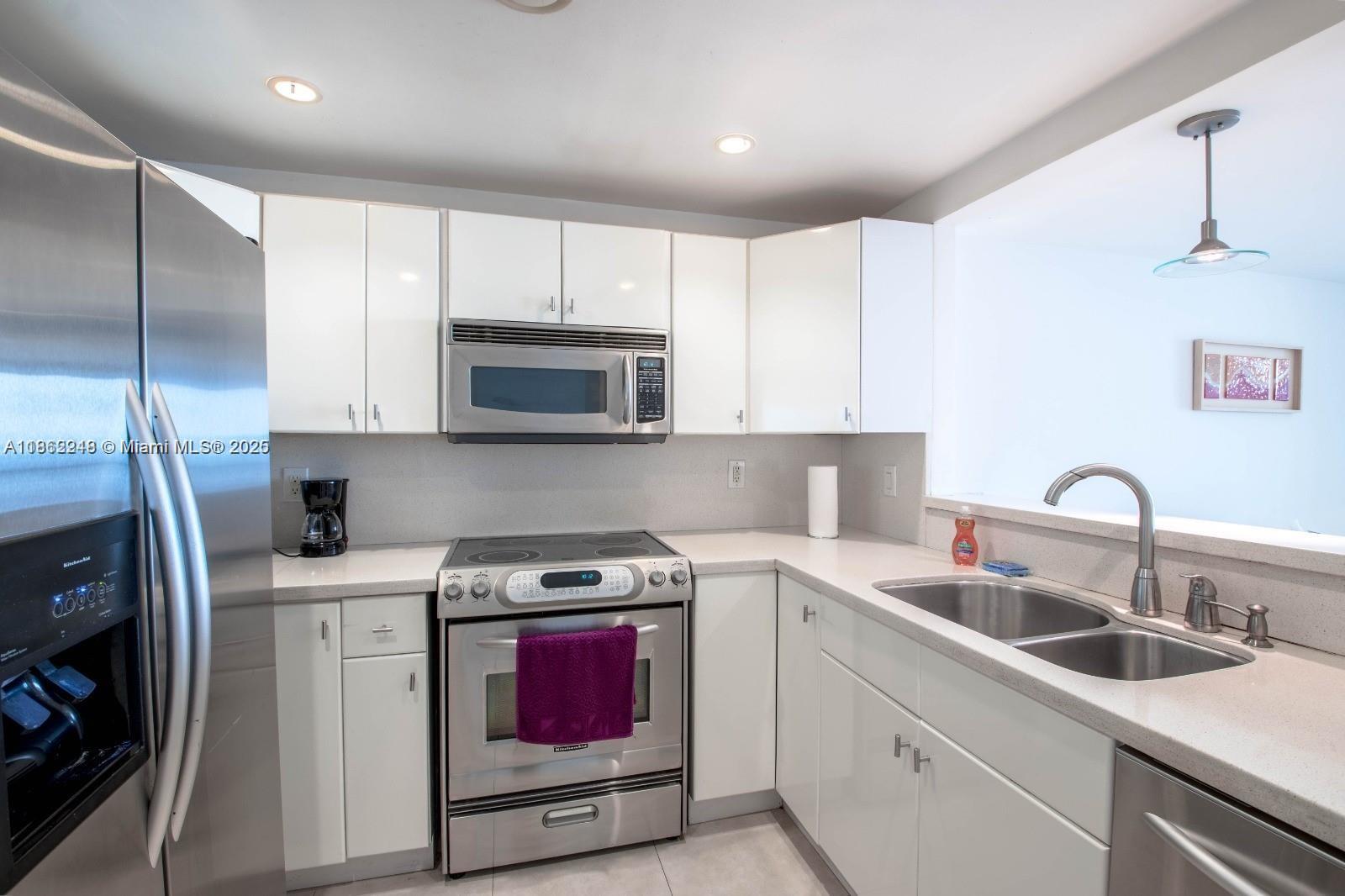 Property photo # 0