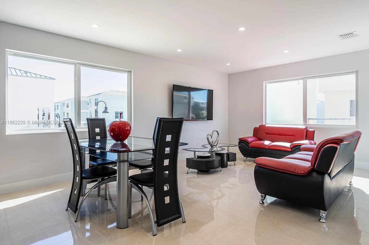 Property photo # 8