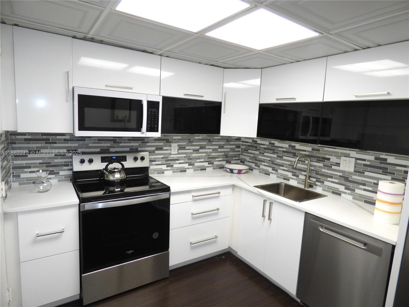 Property photo # 6