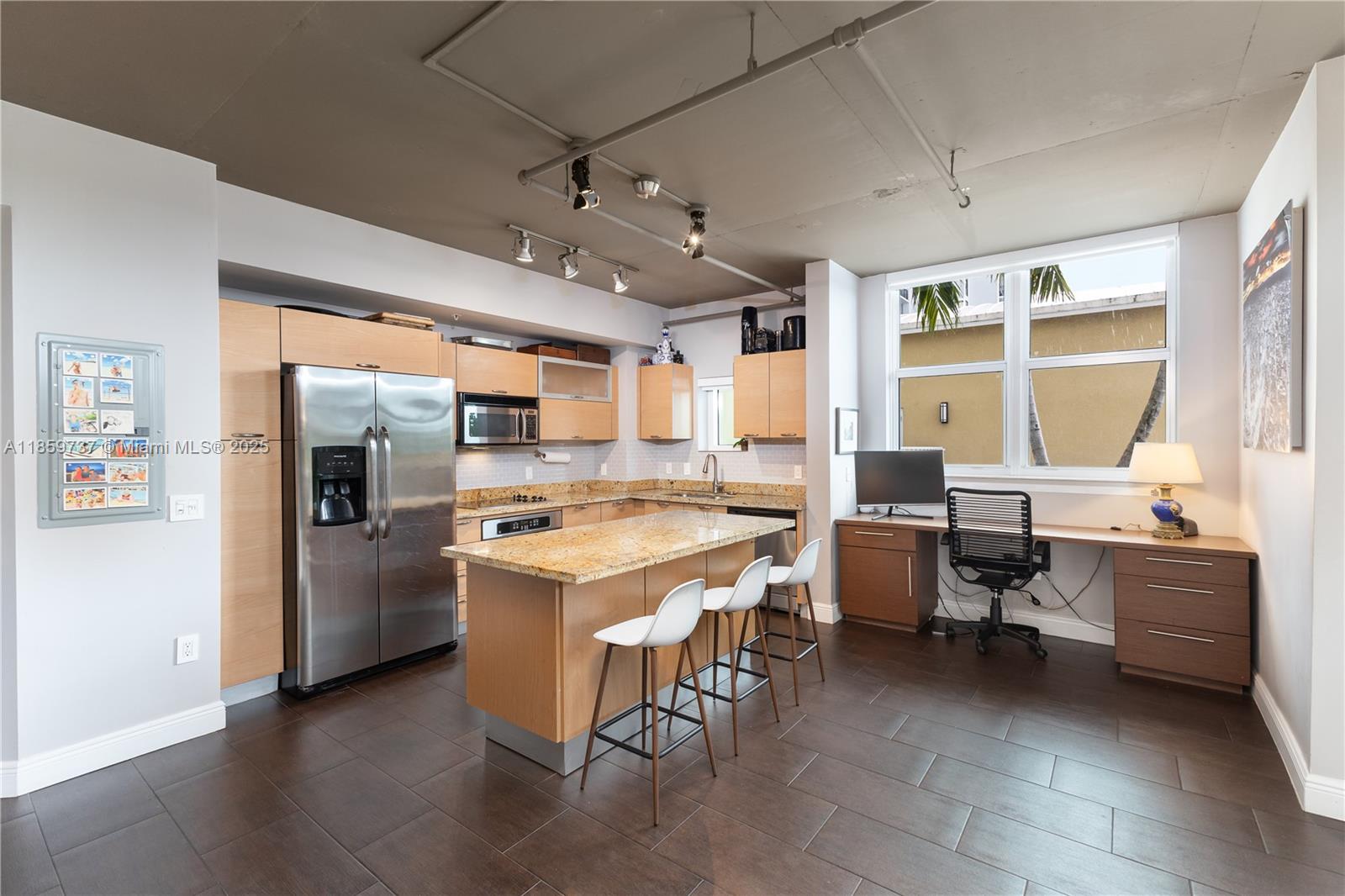 Property photo # 4