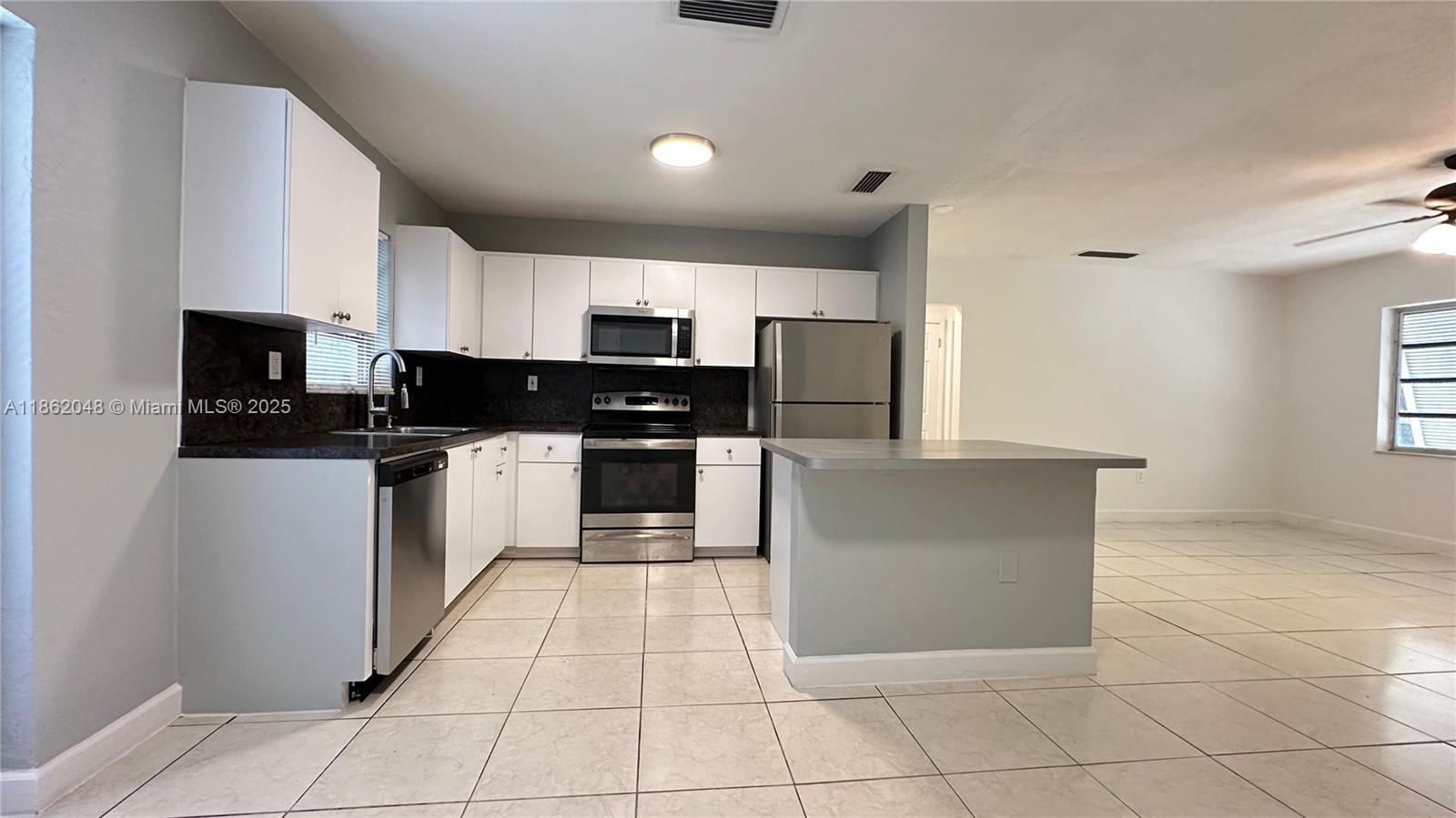 Property photo # 2