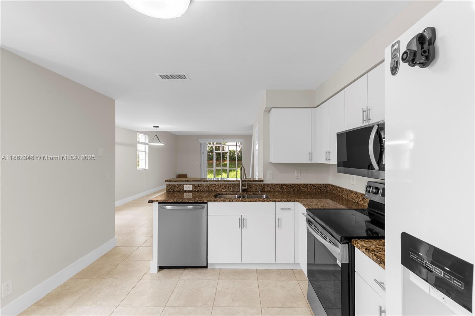 Property photo # 7