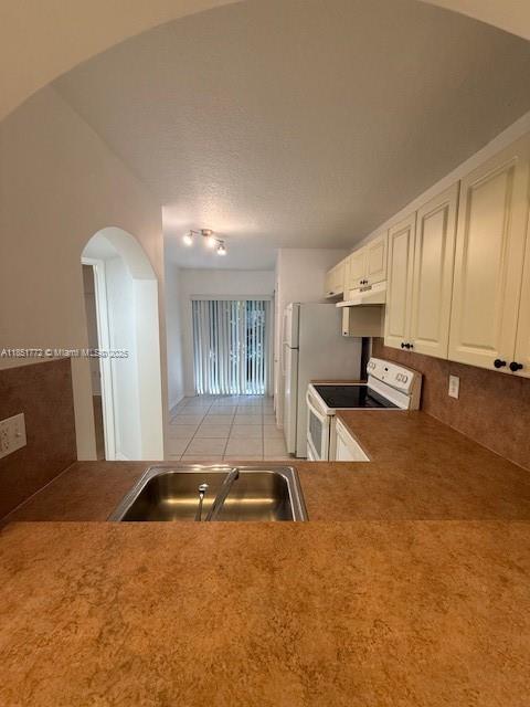 Property photo # 2