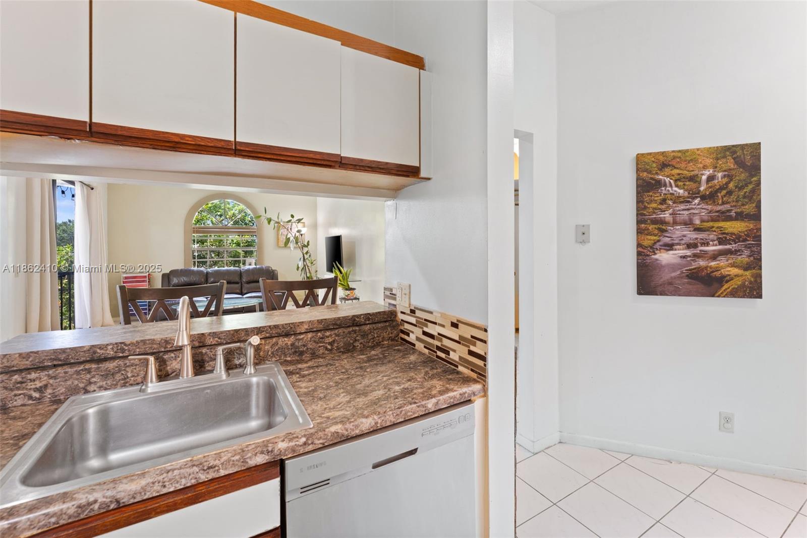 Property photo # 9