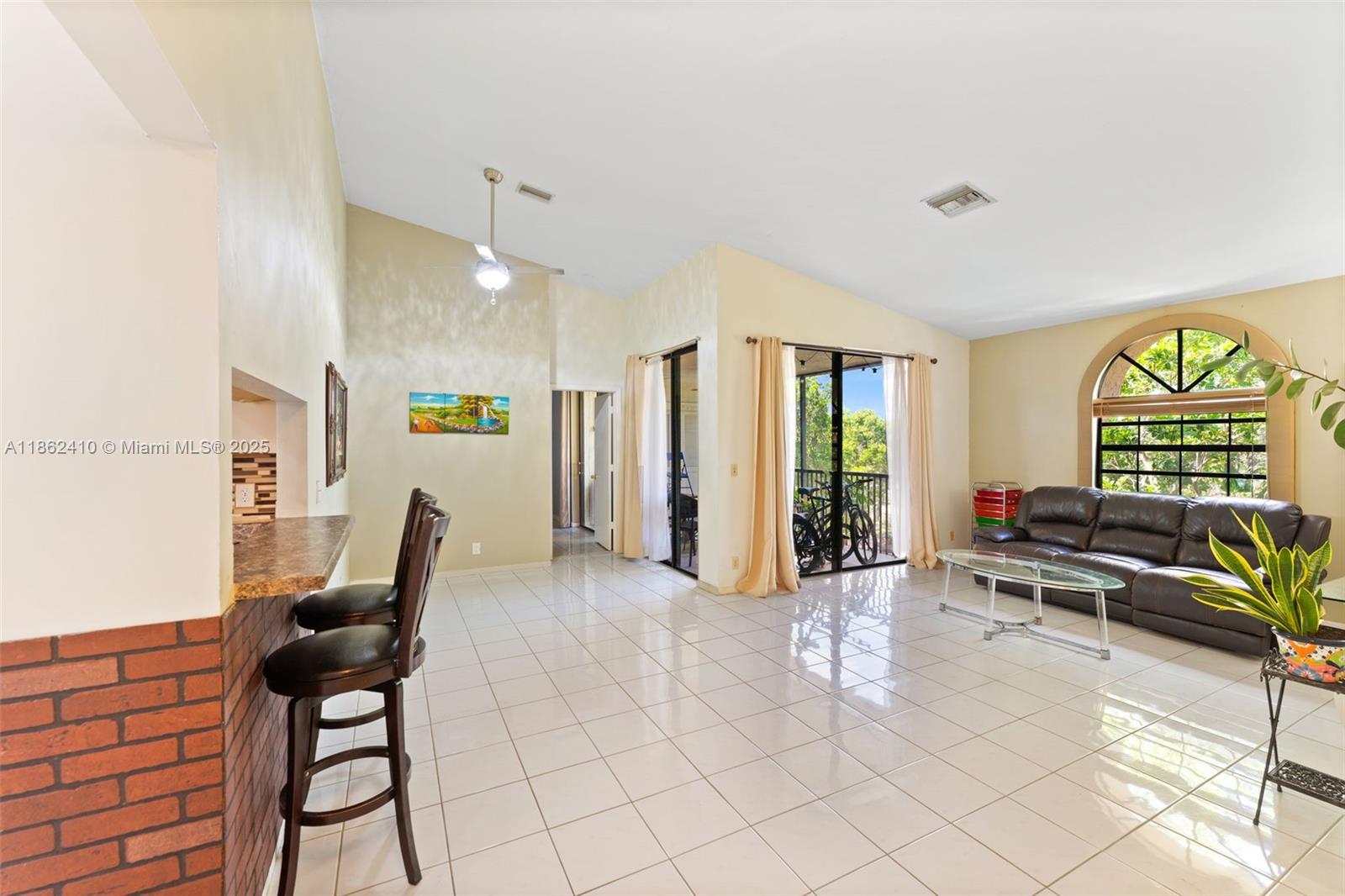 Property photo # 6
