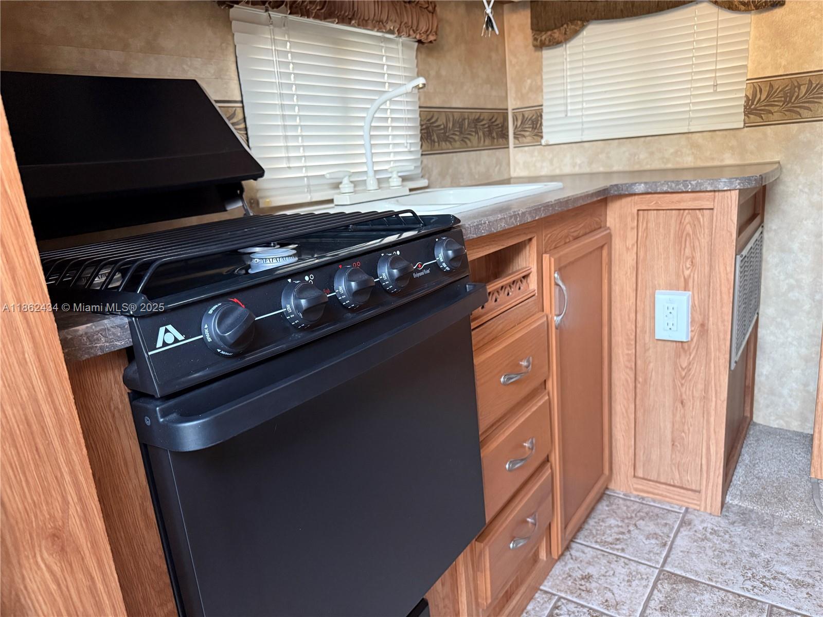 Property photo # 6