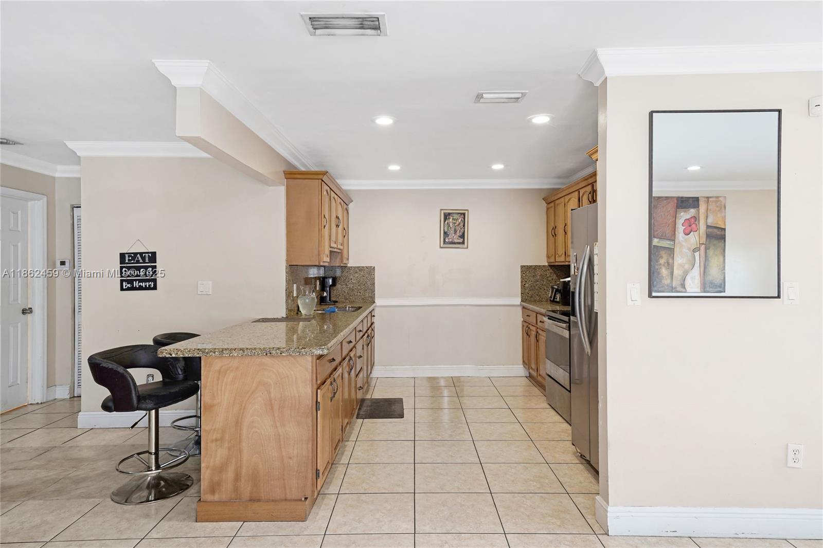 Property photo # 9