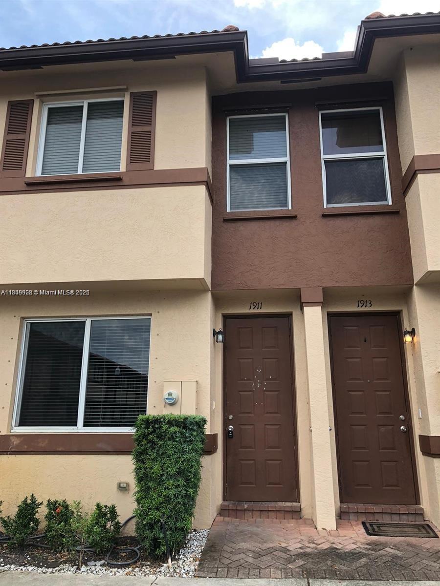 1911 Hibiscus Ln Unit , Riviera Beach, Florida 33404
