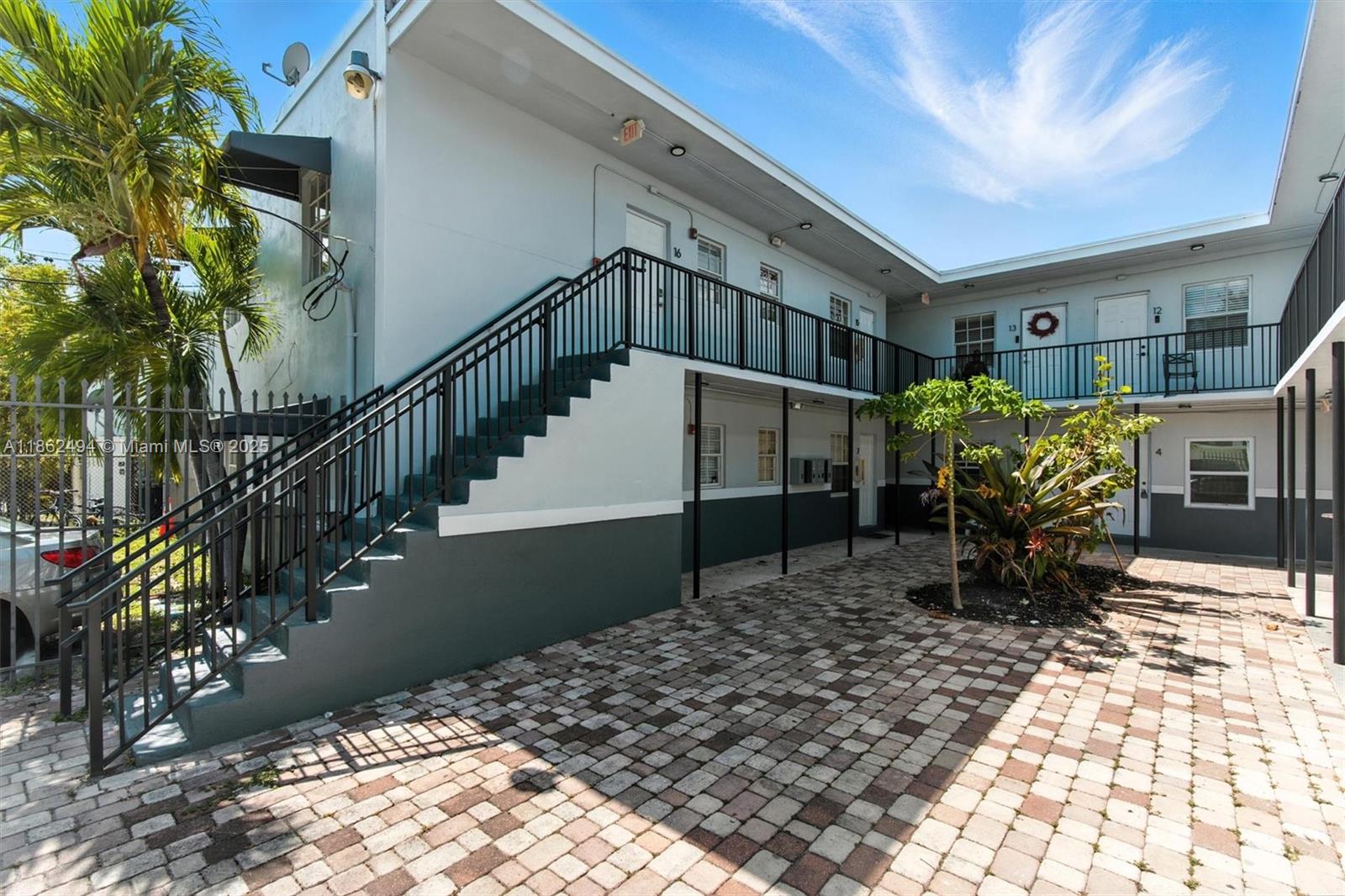 Property photo # 0