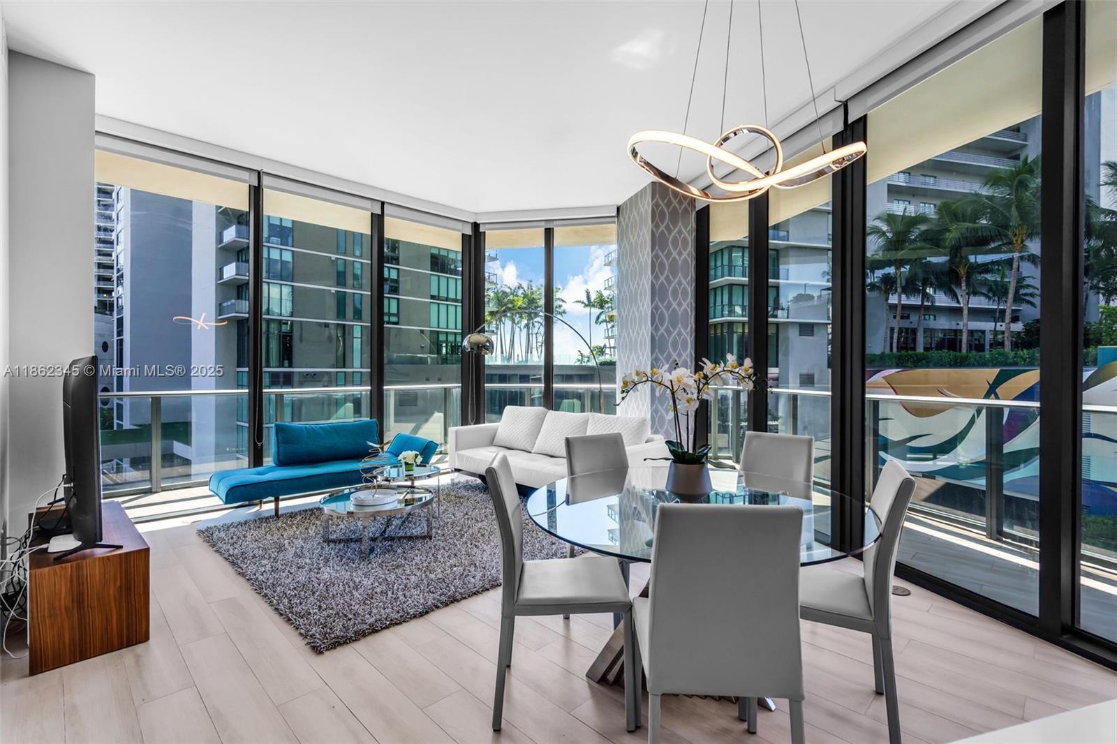 Condo for Sale in Miami, FL