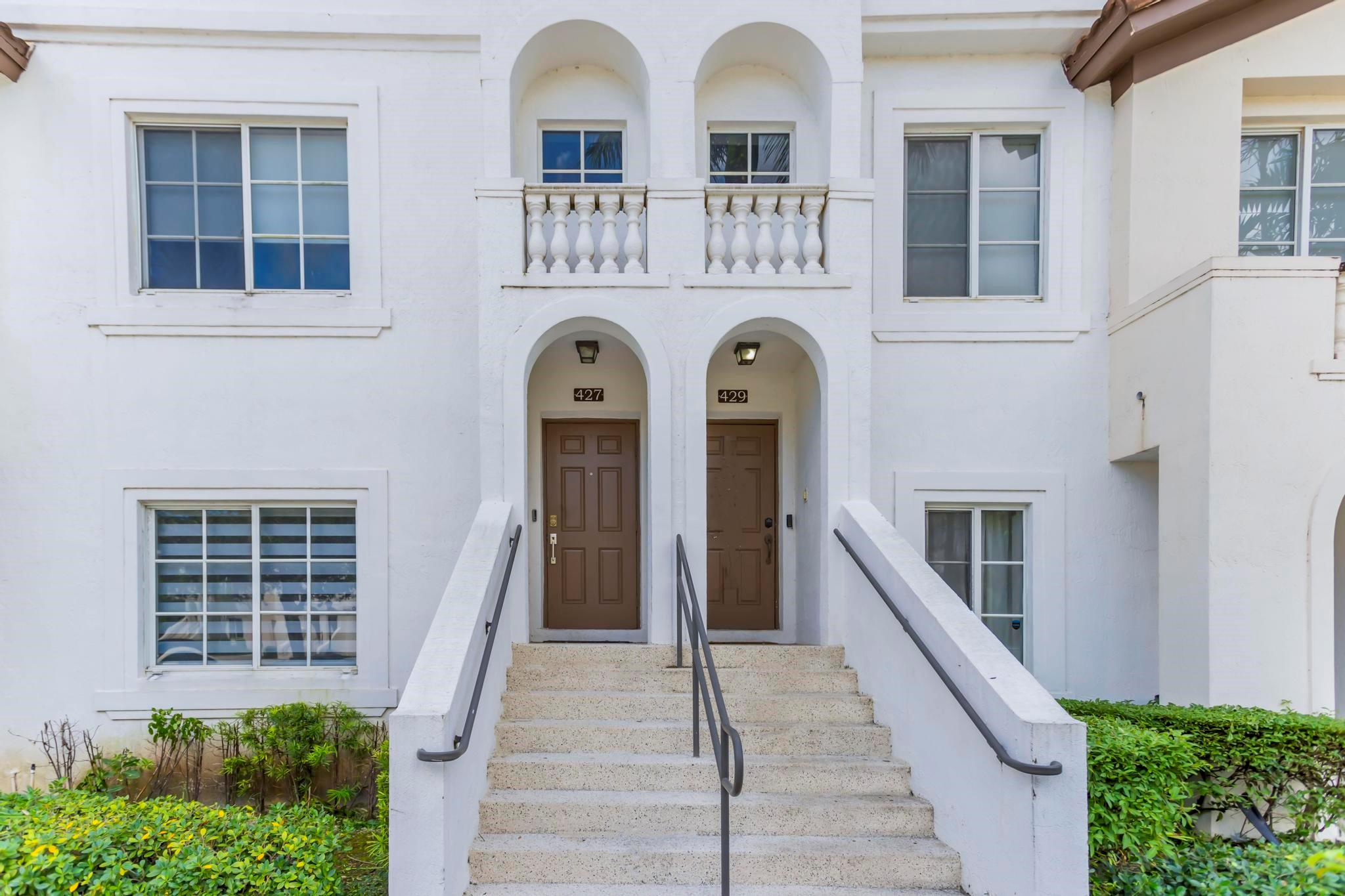 Boardwalk At Vizcaya Cond