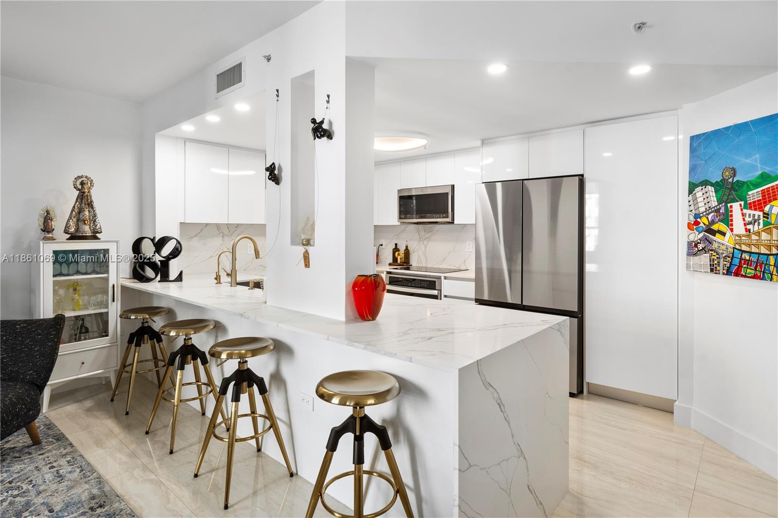 Property photo # 4