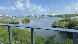 17111 Biscayne Blvd Unit 402, North Miami Beach, Florida 33160