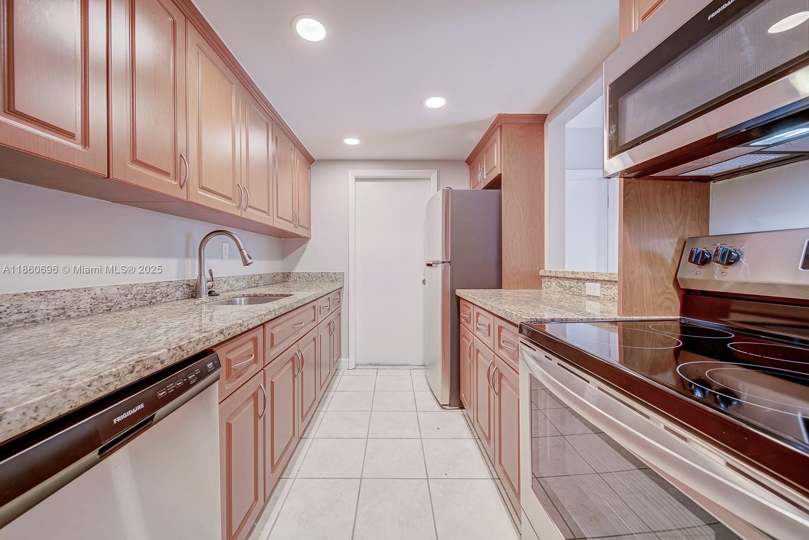 Property photo # 7