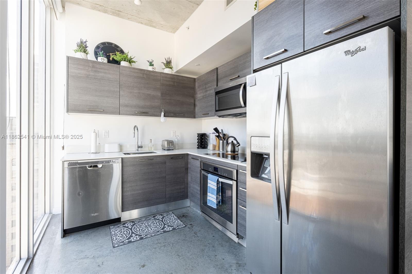 Property photo # 9