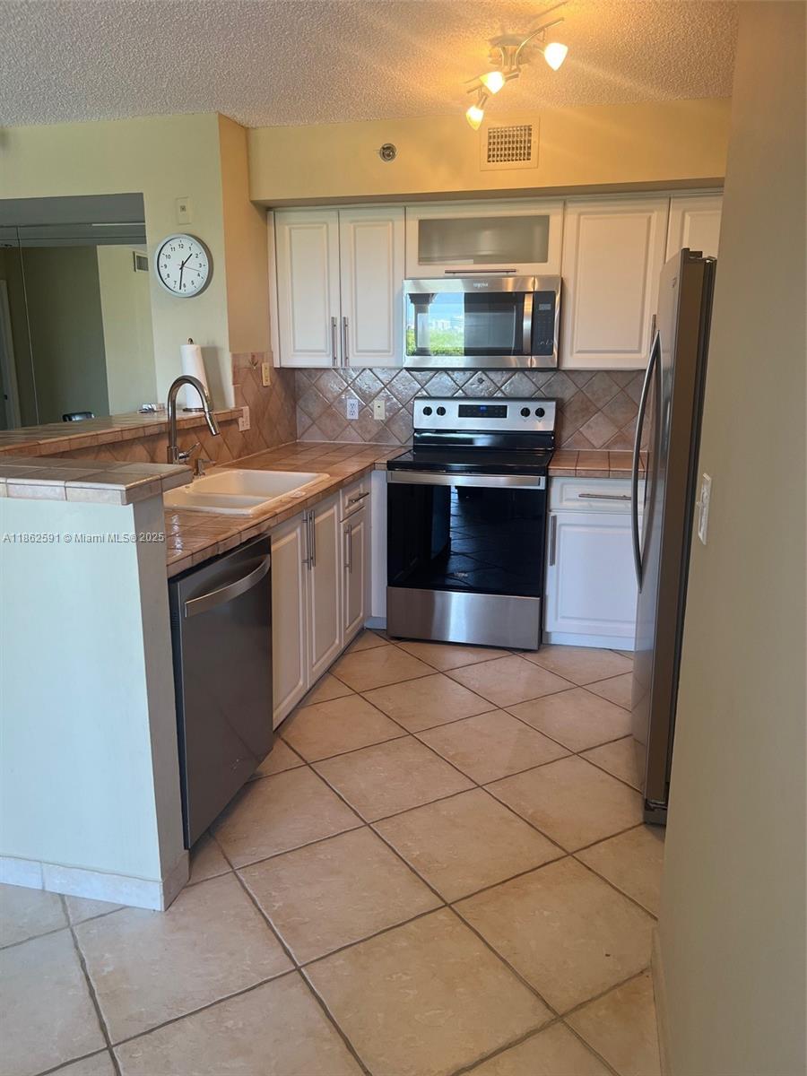 Property photo # 7