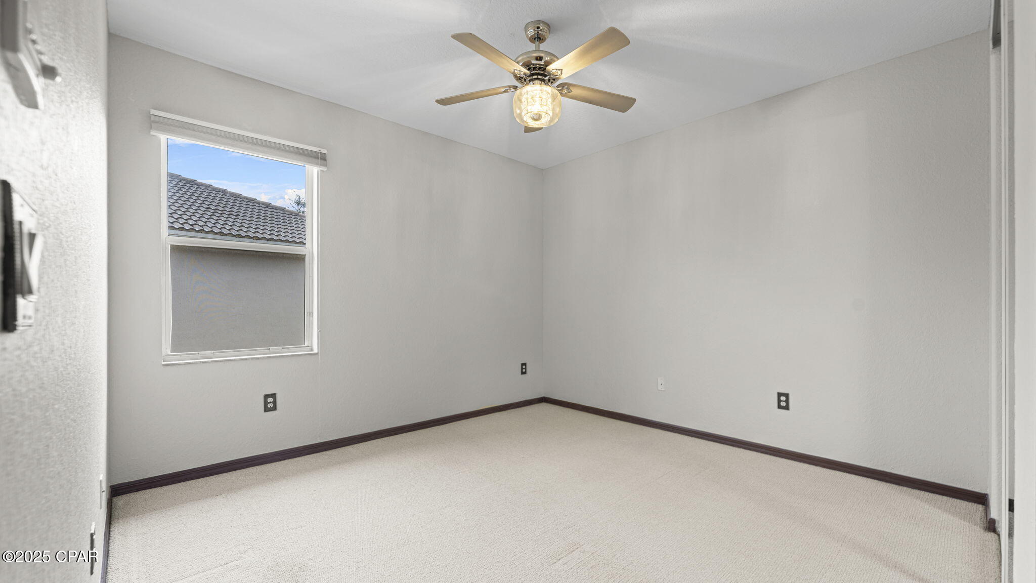  Rgq7k4l_kpwjezkpuhppwyviwl55u0hxw0x132aowo