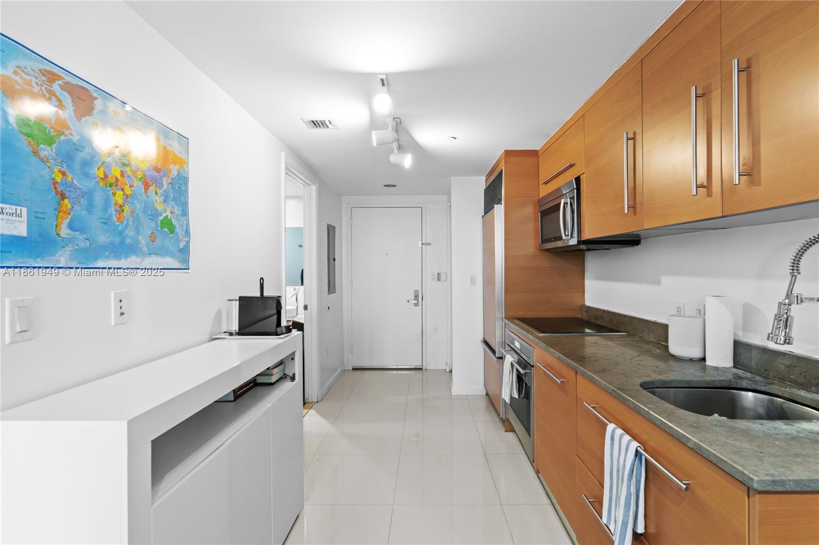 Property photo # 6
