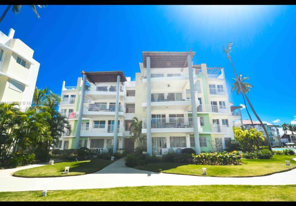 listing main picture