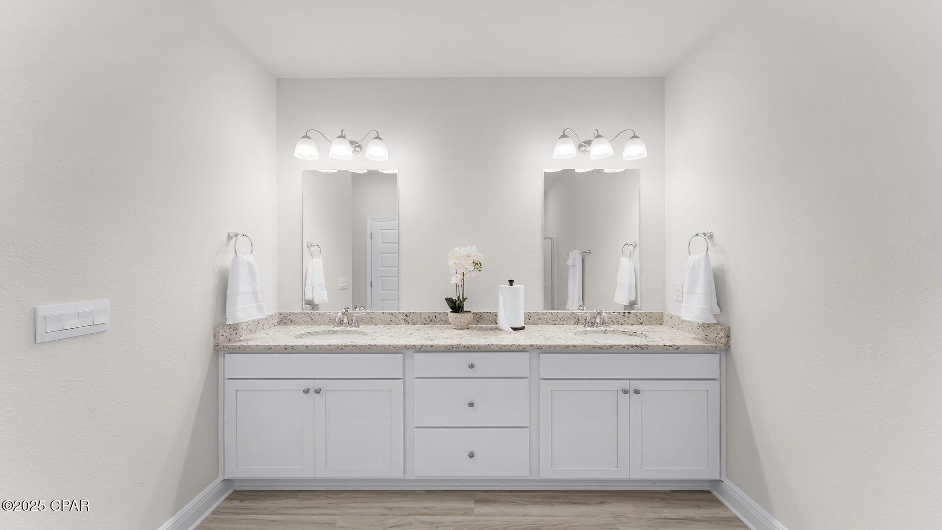 Image 22 For 682 Norris Drive