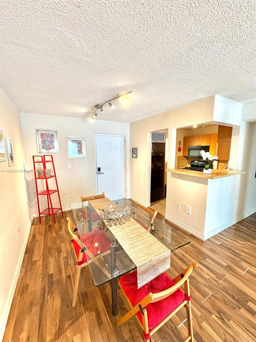 Property photo # 9